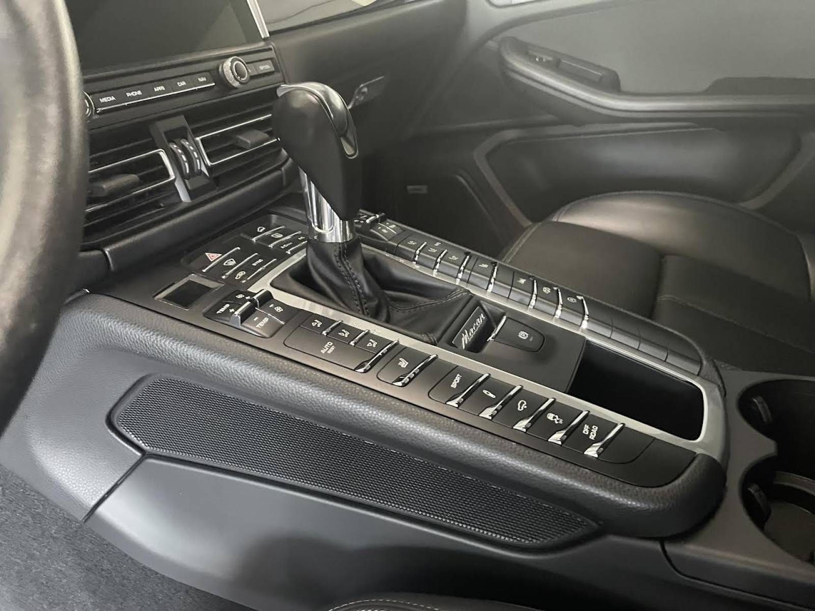 PORSCHE MACAN (2) 3.0 V6 S 354 24CV à vendre à Nîmes