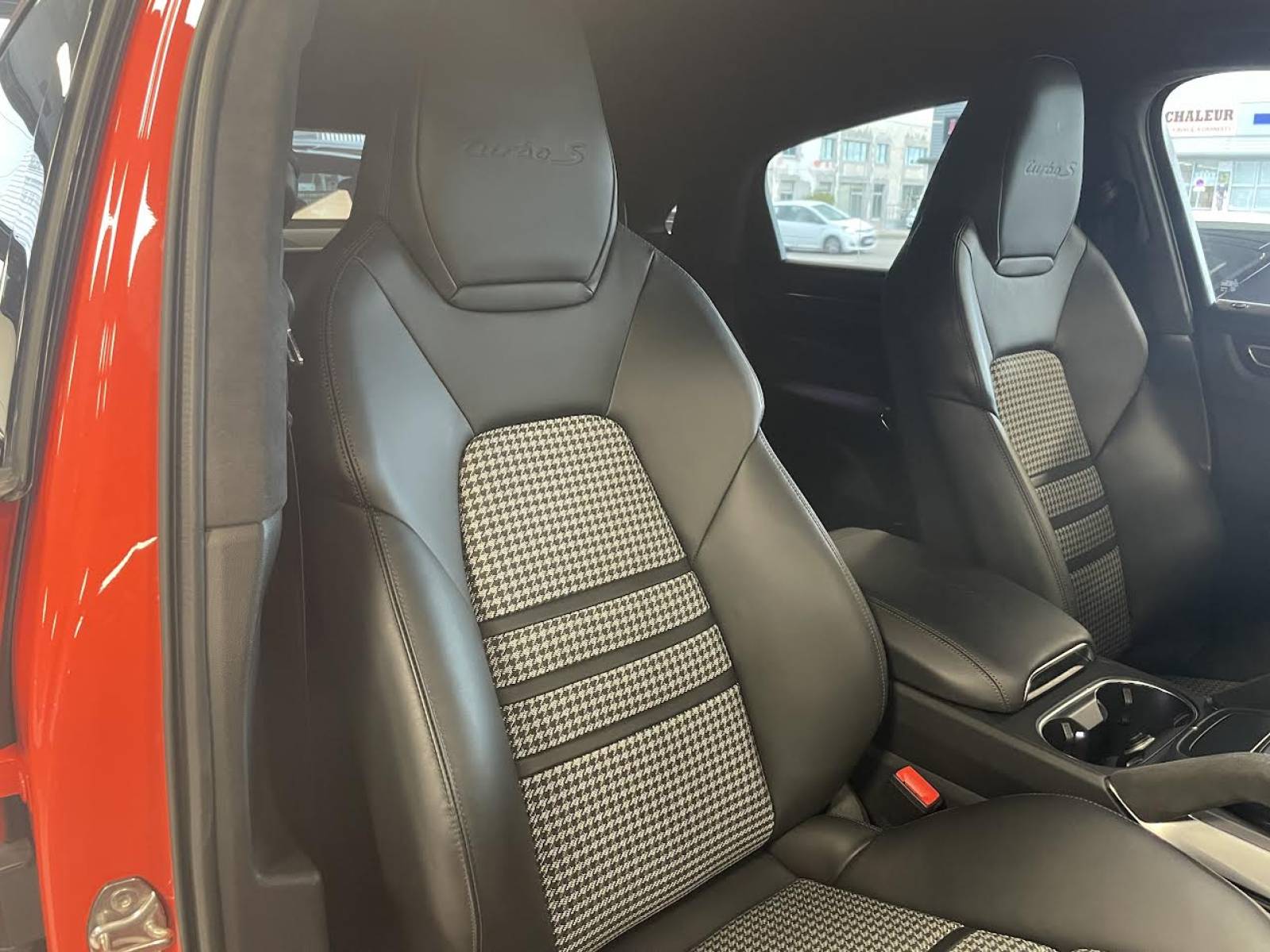 PORSCHE CAYENNE III COUPE 4.0 V8 TURBO S E-HYBRID 680 CH à vendre près de l'Hérault