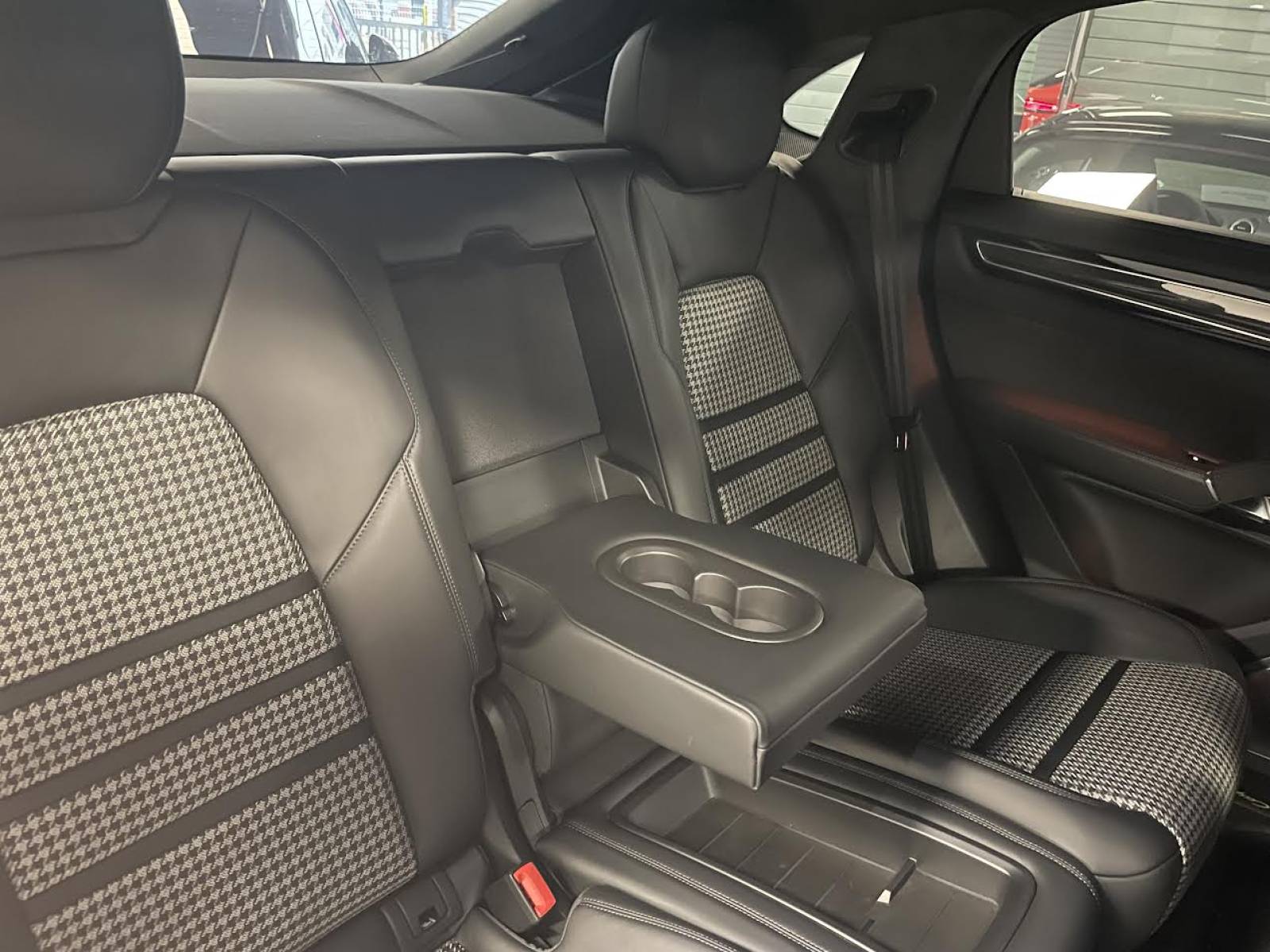 PORSCHE CAYENNE III COUPE 4.0 V8 TURBO S E-HYBRID 680 CH à vendre près de l'Hérault