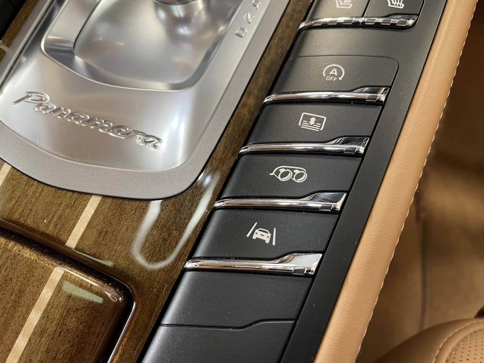 Porsche  Panamera  (2) 3.0 V8 420 à la vente à Nîmes dans le Gard