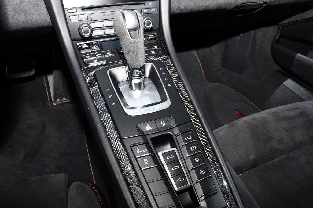 Acheter Porsche 911 Carrera 4 GTS à Nîmes dans le Gard