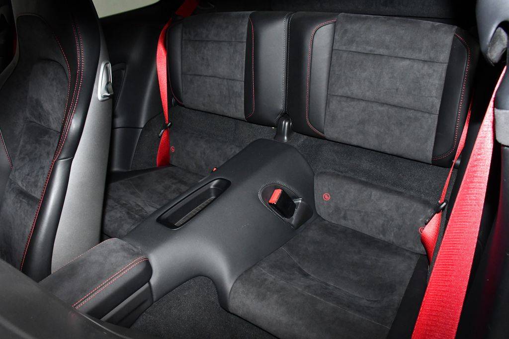 Acheter Porsche 911 Carrera 4 GTS à Nîmes dans le Gard