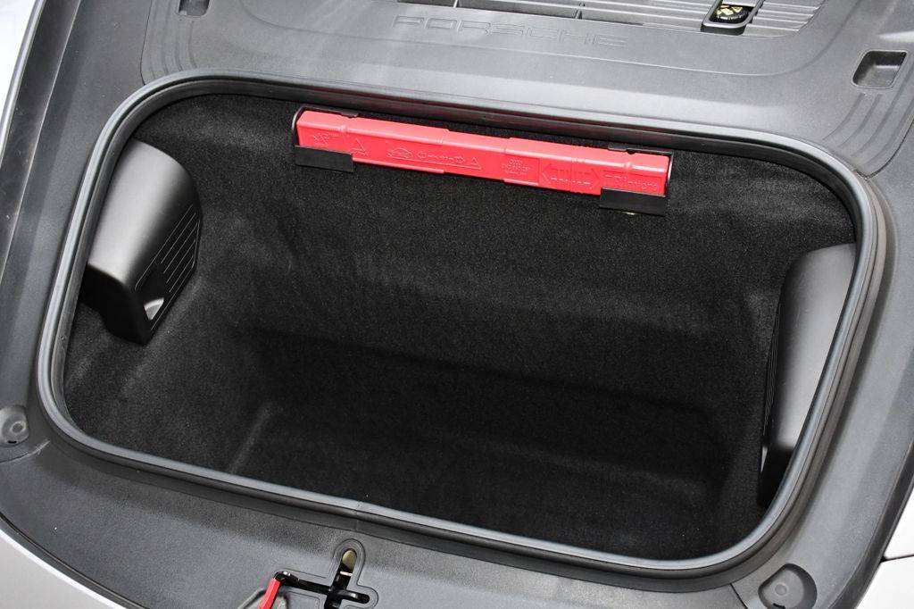 Acheter Porsche 911 Carrera 4 GTS à Nîmes dans le Gard