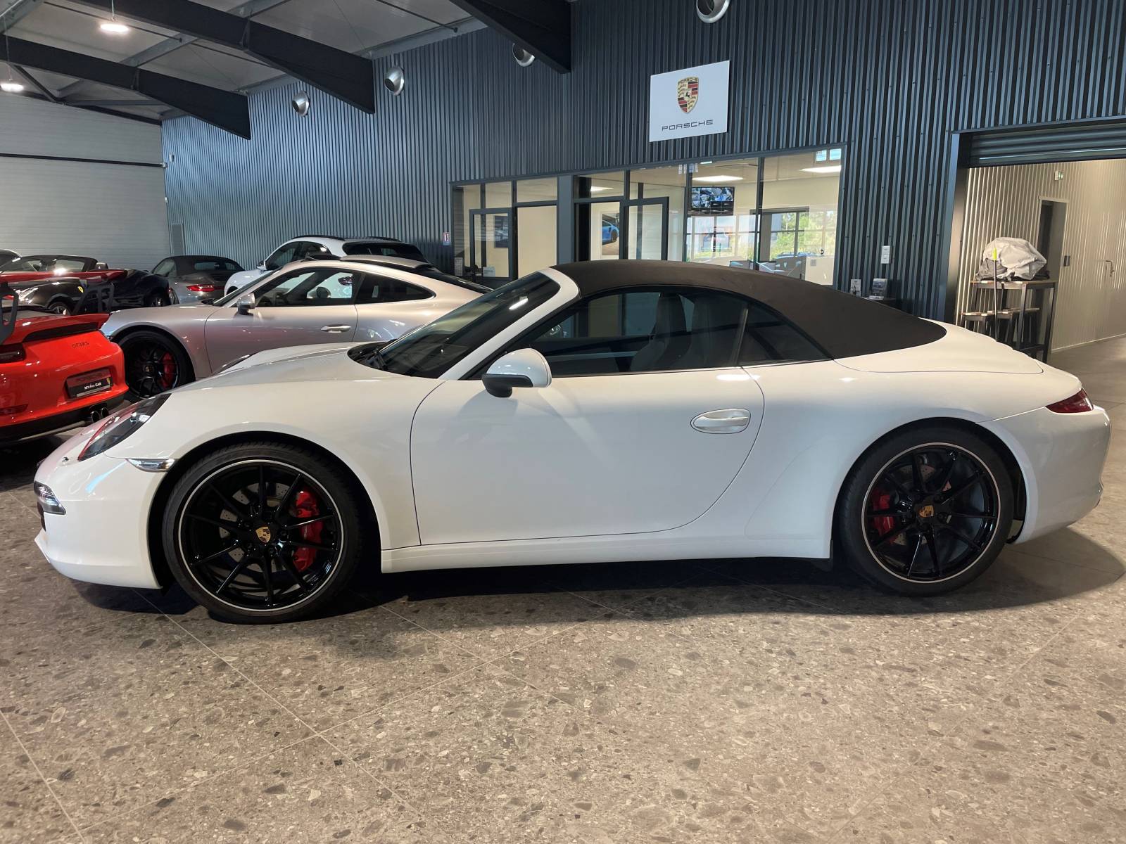 991 Carrera S Cabriolet : Un bolide allemand dans le sud de la France.