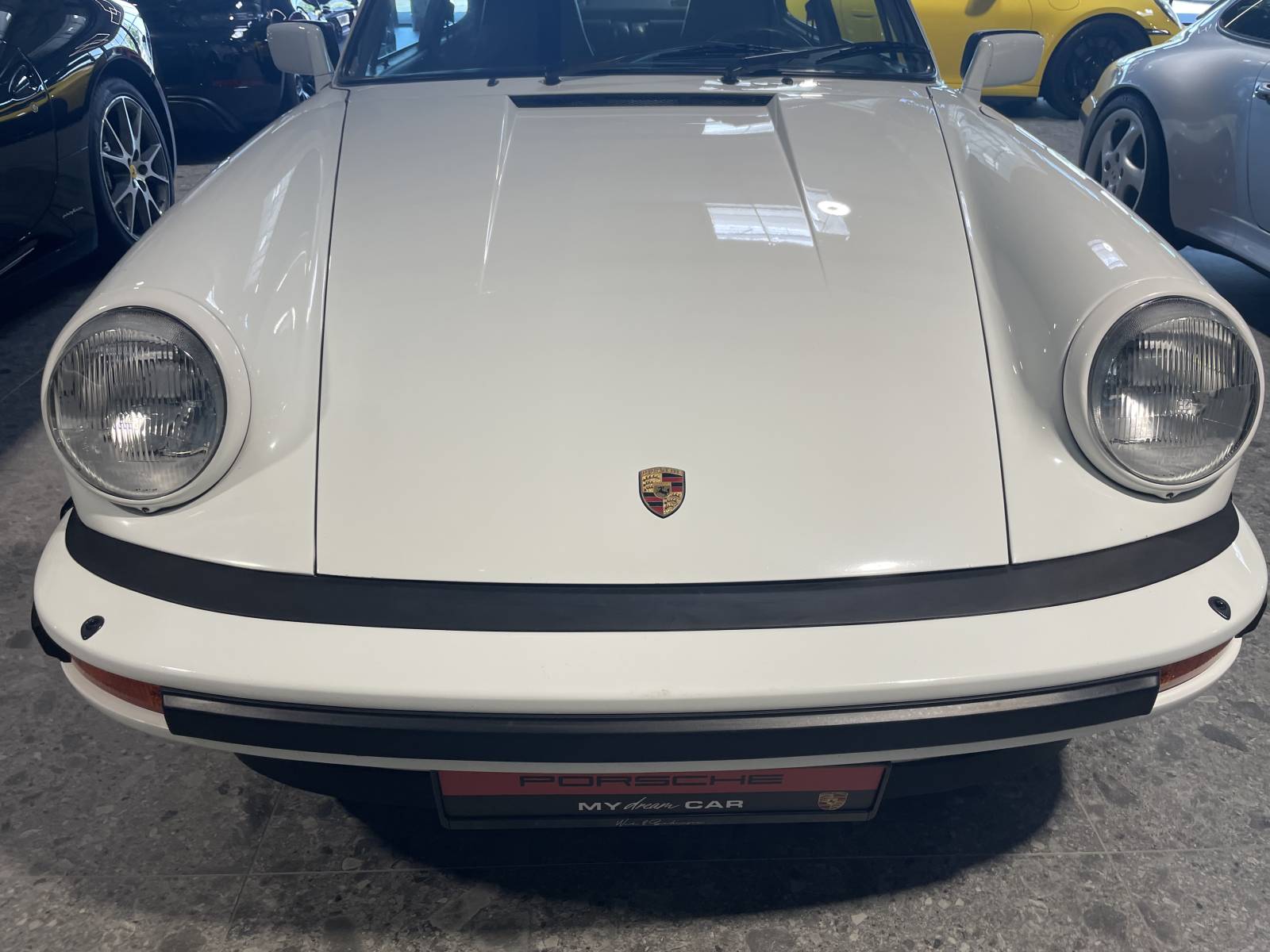 911 Carrera 3.2 d’occasion disponible chez MY DREAM CAR à Nîmes (30)