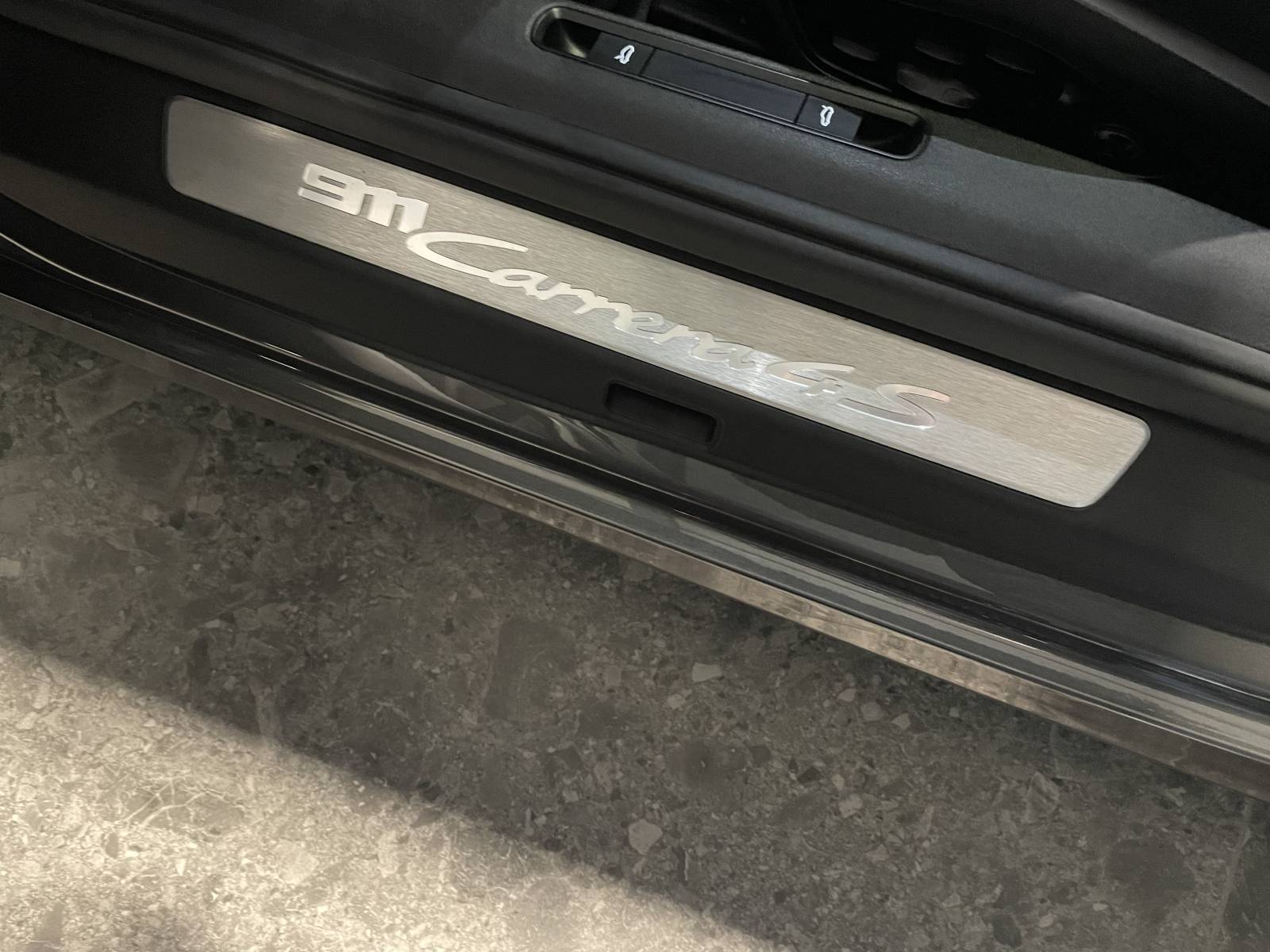 Porsche 911 type 992 à vendre à Nîmes – modèle Carrera 4S d’occasion