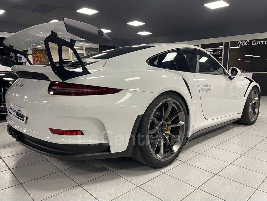 PORSCHE 911 GT3 RS