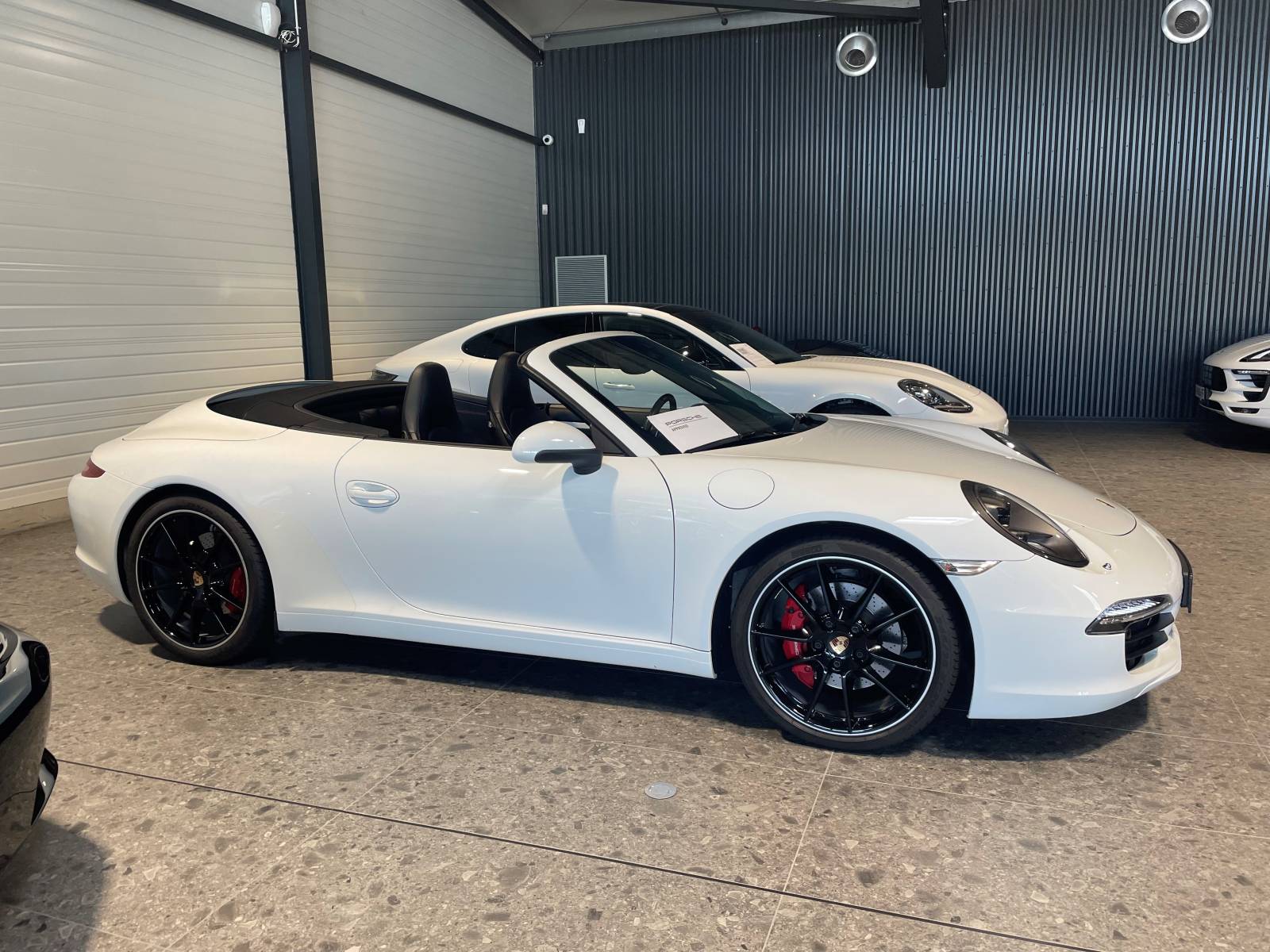 Cabriolet de sport d'occasion : Porsche 991 Carrera S à saisir à Nîmes.