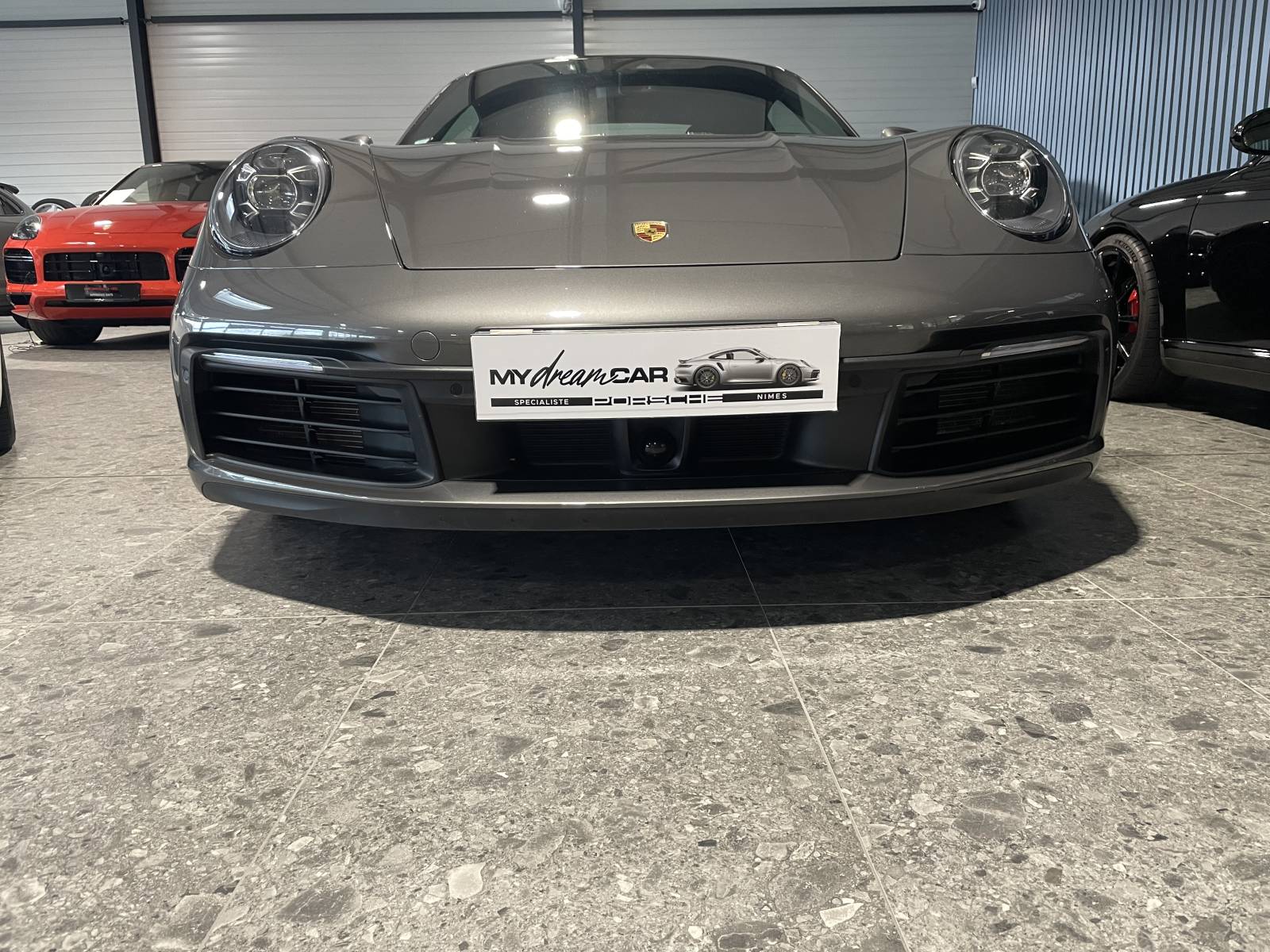 Porsche 911 type 992 d’occasion disponible à Nîmes dans le Gard