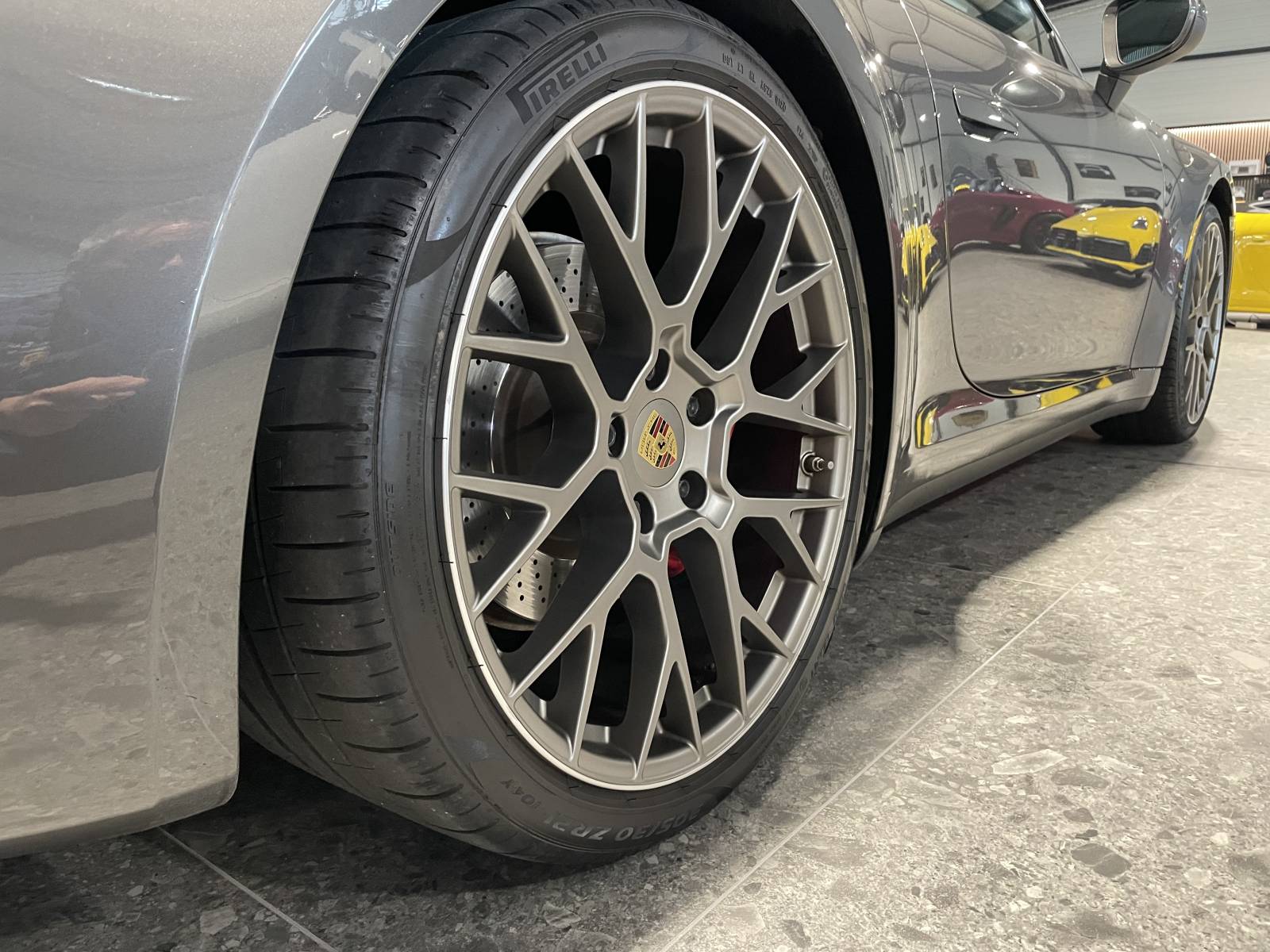 Porsche 992 Carrera 4S disponible chez My Dream Car – Nîmes