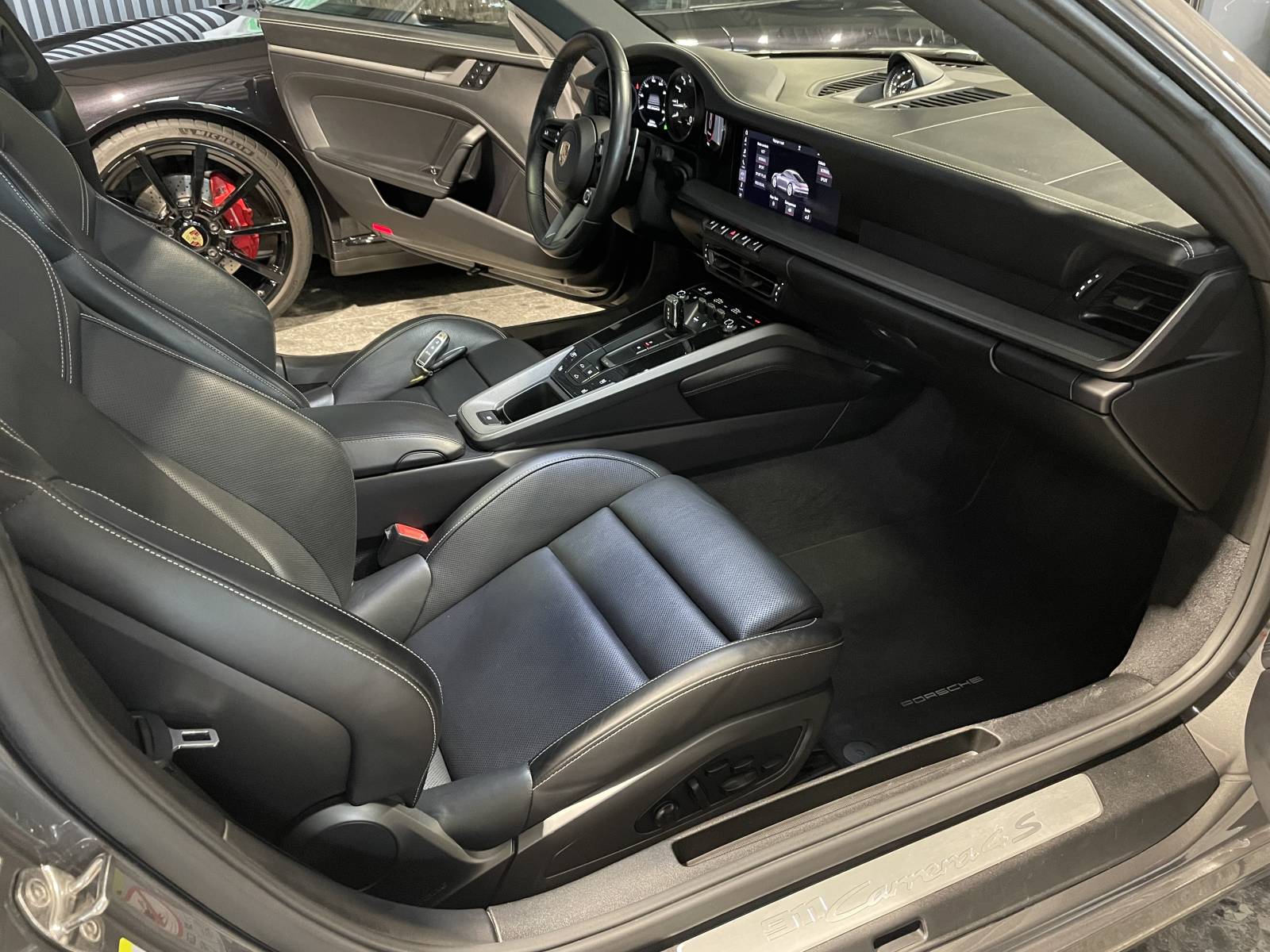 Porsche Carrera 4S type 992 en vente dans le Gard chez My Dream Car