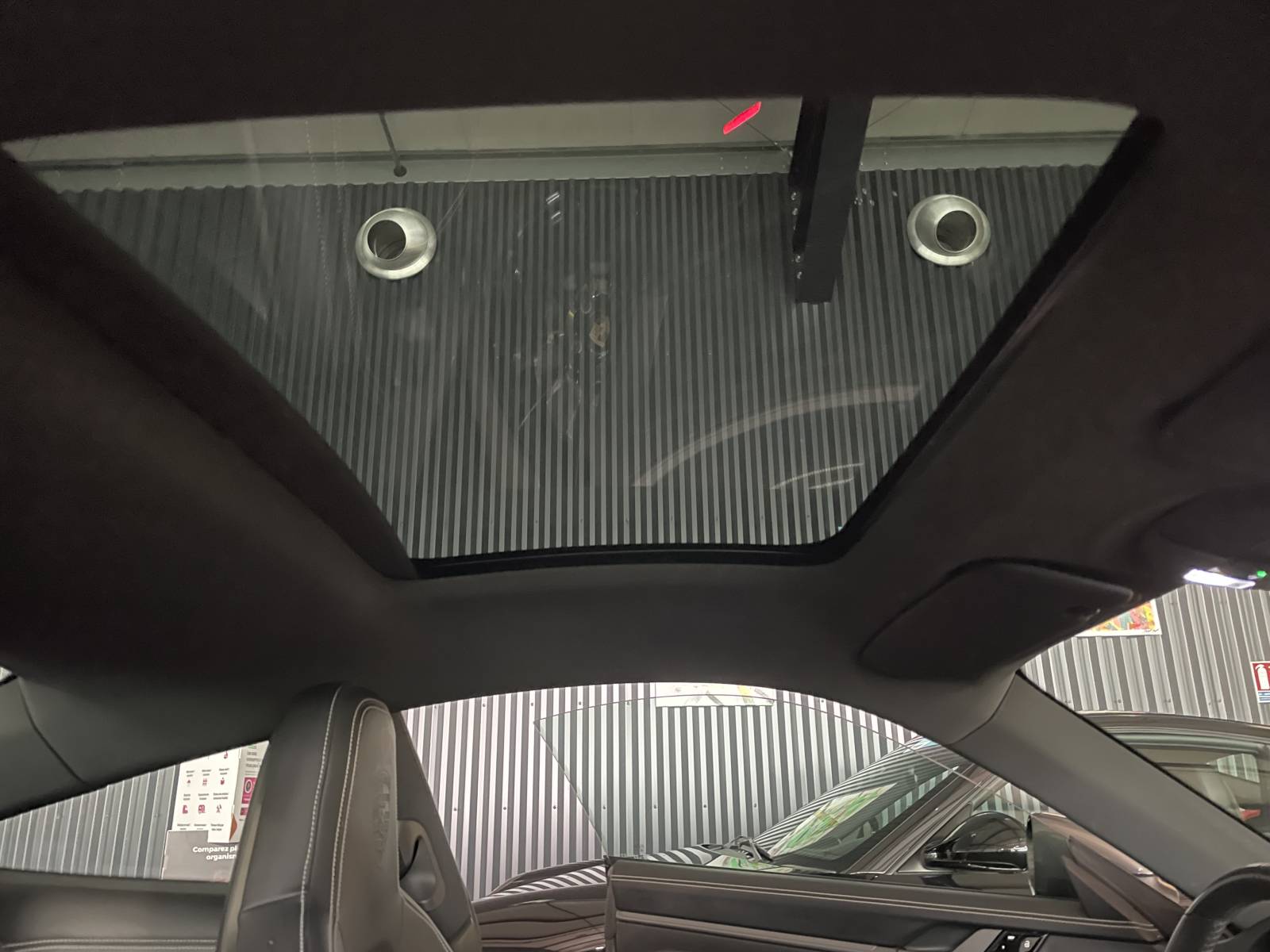 Porsche 911 Carrera 4S type 992 d'occasion à vendre chez My Dream Car à NîmesPorsche 911 Carrera 4S type 992 d'occasion à vendre chez My Dream Car à Nîmes