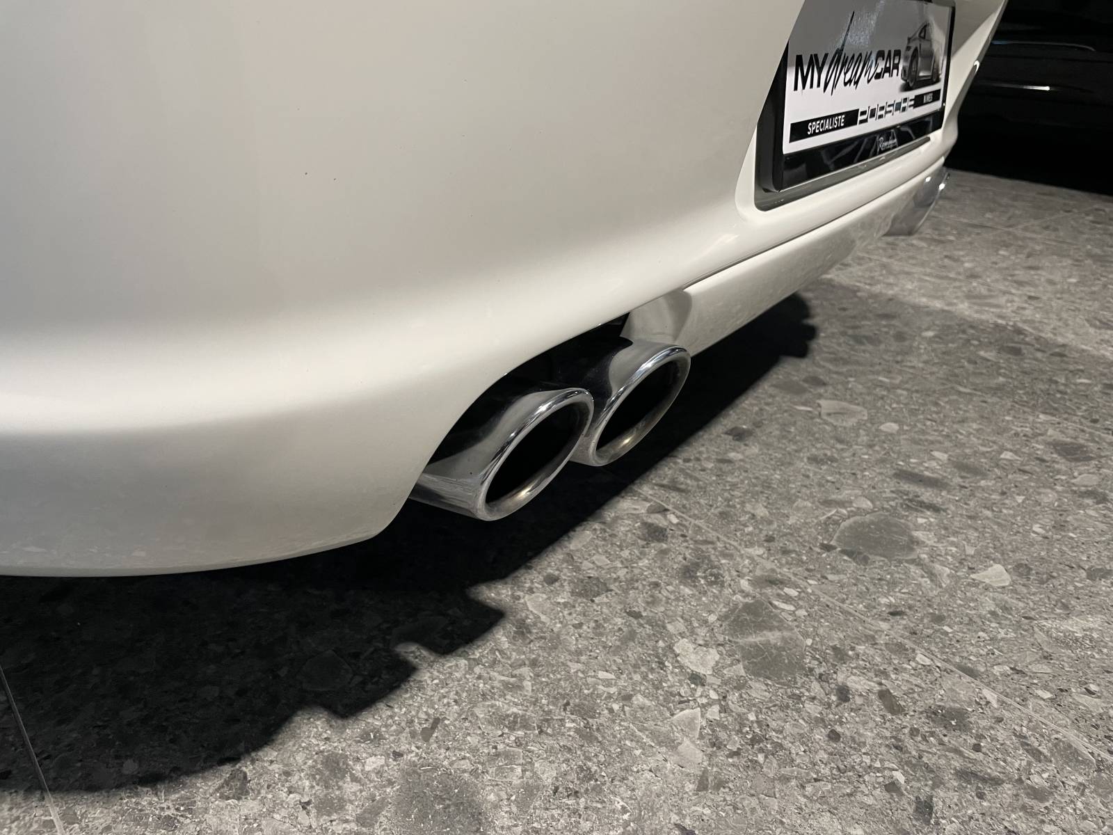 Échappement sport de la Porsche 997 Carrera : un son inimitable
