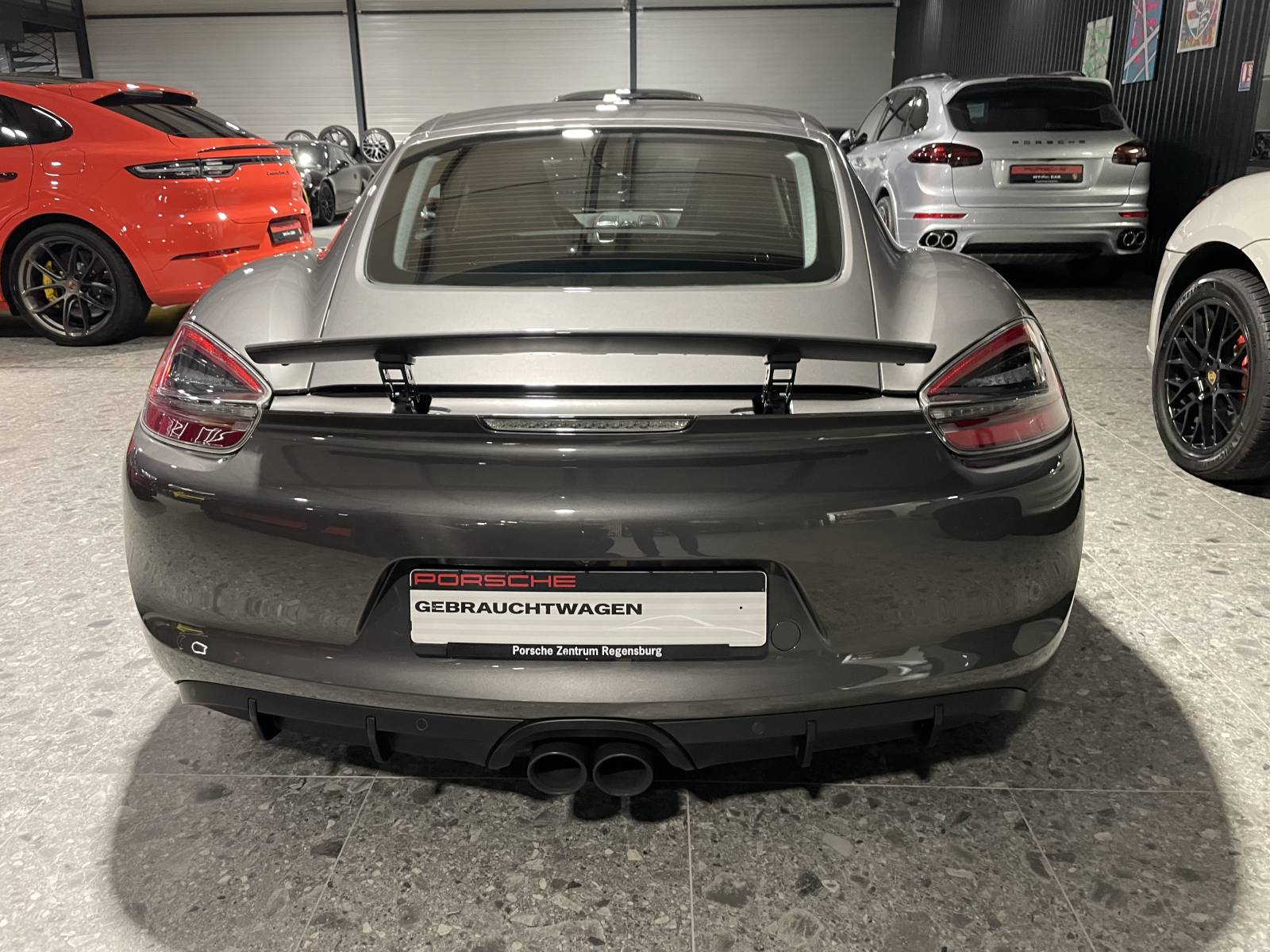 Un écrin pour votre passion. Visitez-nous à MY DREAM CAR à Nîmes.