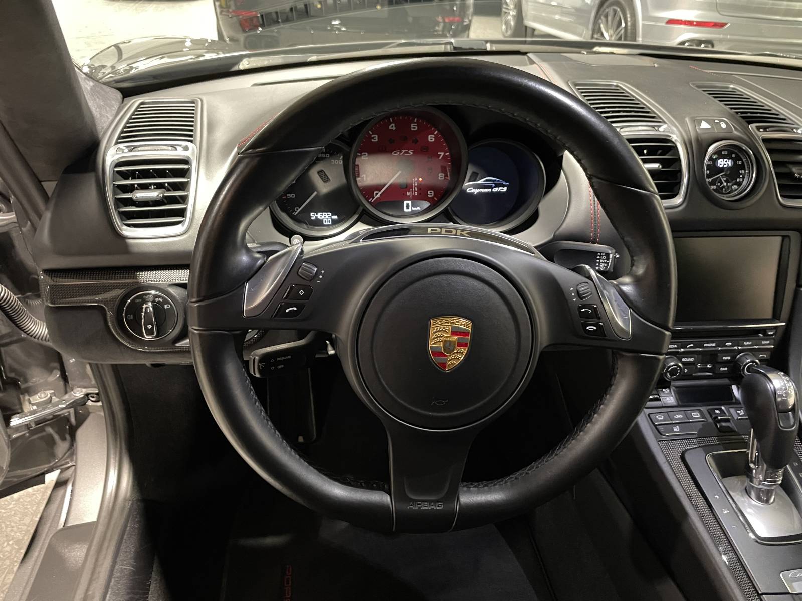 Nous sommes là pour vous accompagner dans votre projet. Contactez MY DREAM CAR.