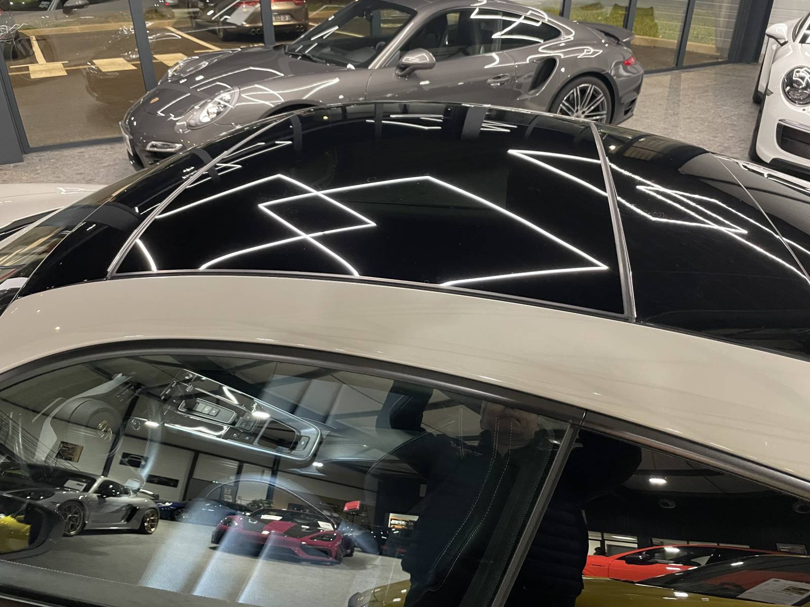 Porsche 992 Carrera 4S d'occasion à la vente à Nîmes dans le Gard