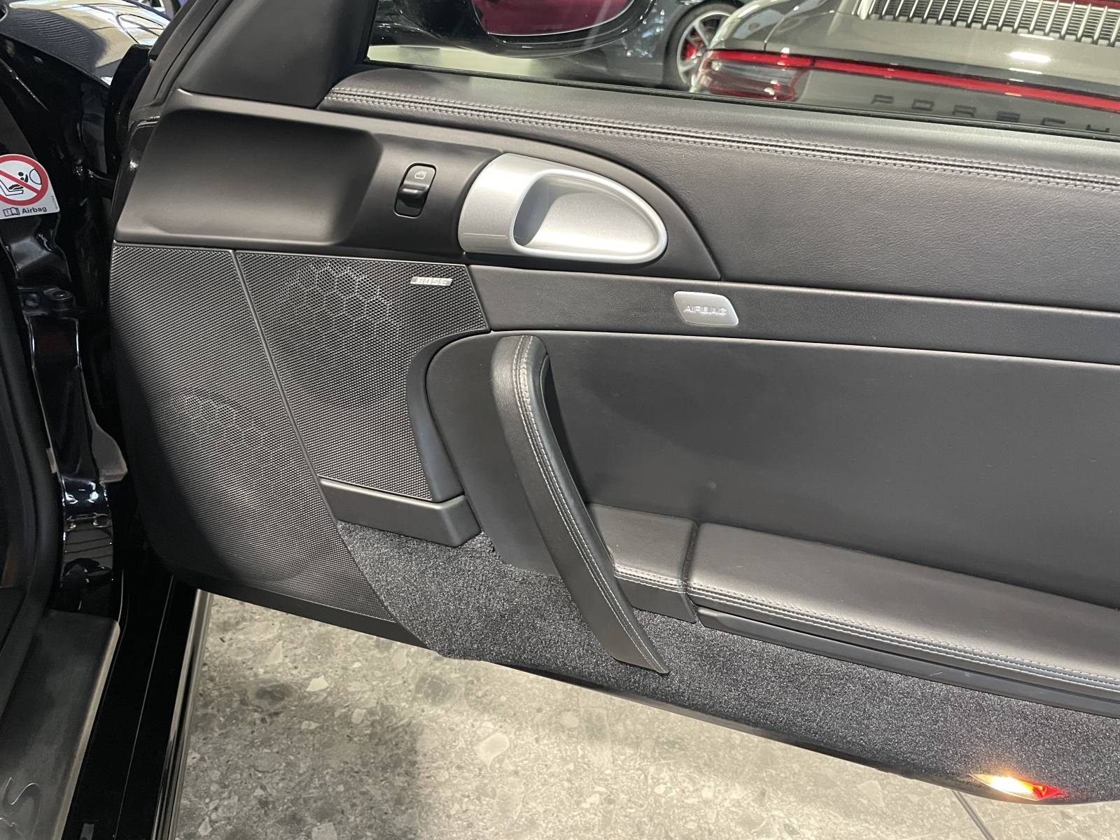 Une Porsche 997 Carrera 4S d'exception, à découvrir dans le magnifique cadre du Vaucluse.