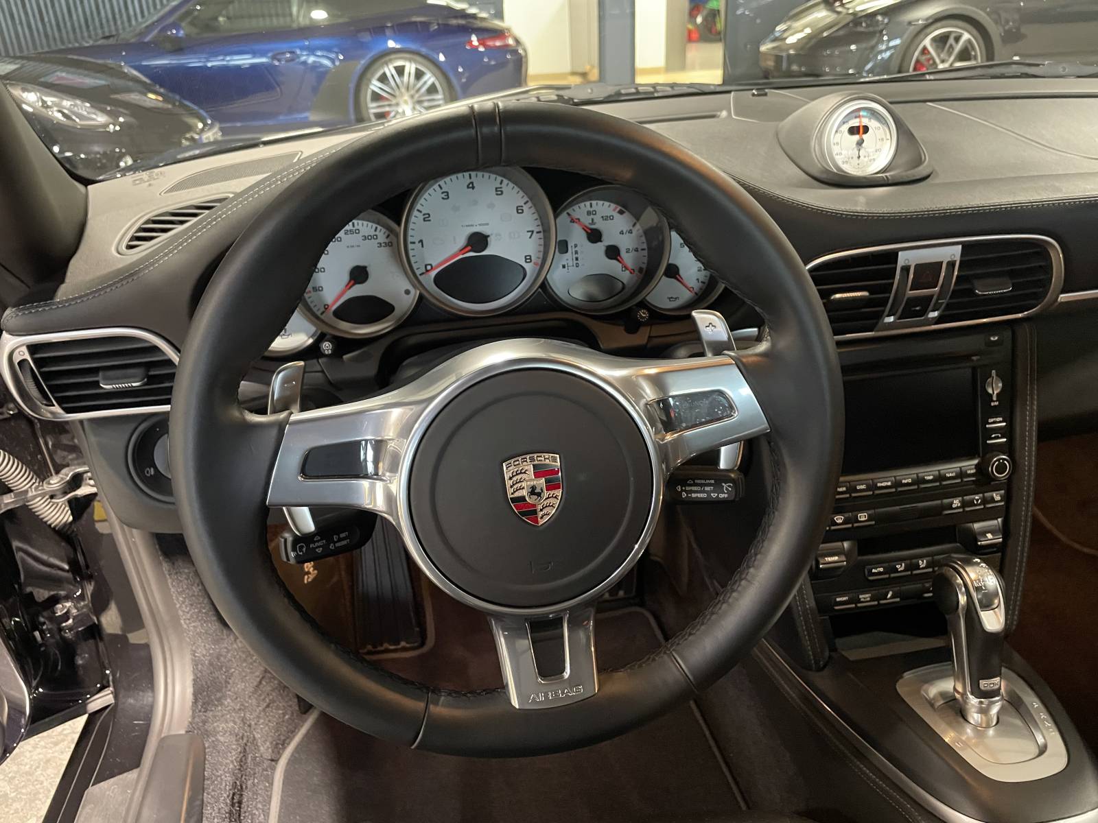 Offrez-vous le luxe d'une Porsche 997 Carrera 4S, à vendre dans le Gard.