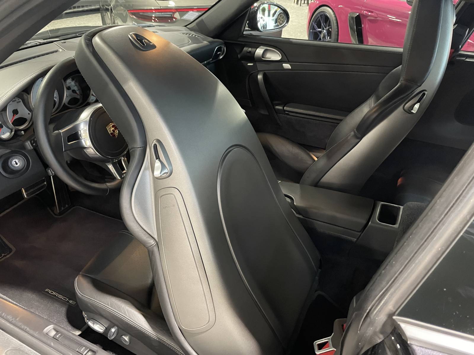 Porsche 997 Carrera 4S : la passion automobile au cœur du Vaucluse.