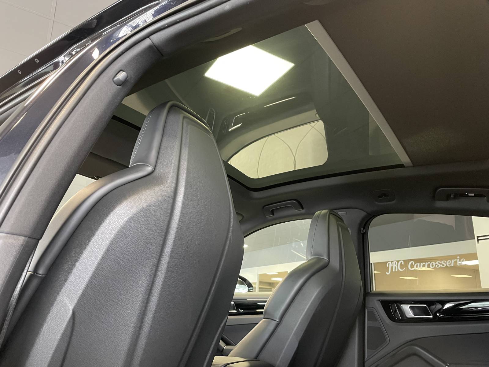 Porsche Cayenne III COUPE 3.0 V6 462 E-HYBRID à la vente à Nîmes dans le Gard