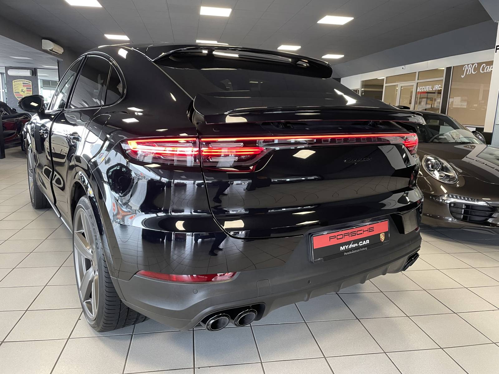 Porsche Cayenne III COUPE 3.0 V6 462 E-HYBRID à la vente à Nîmes dans le Gard