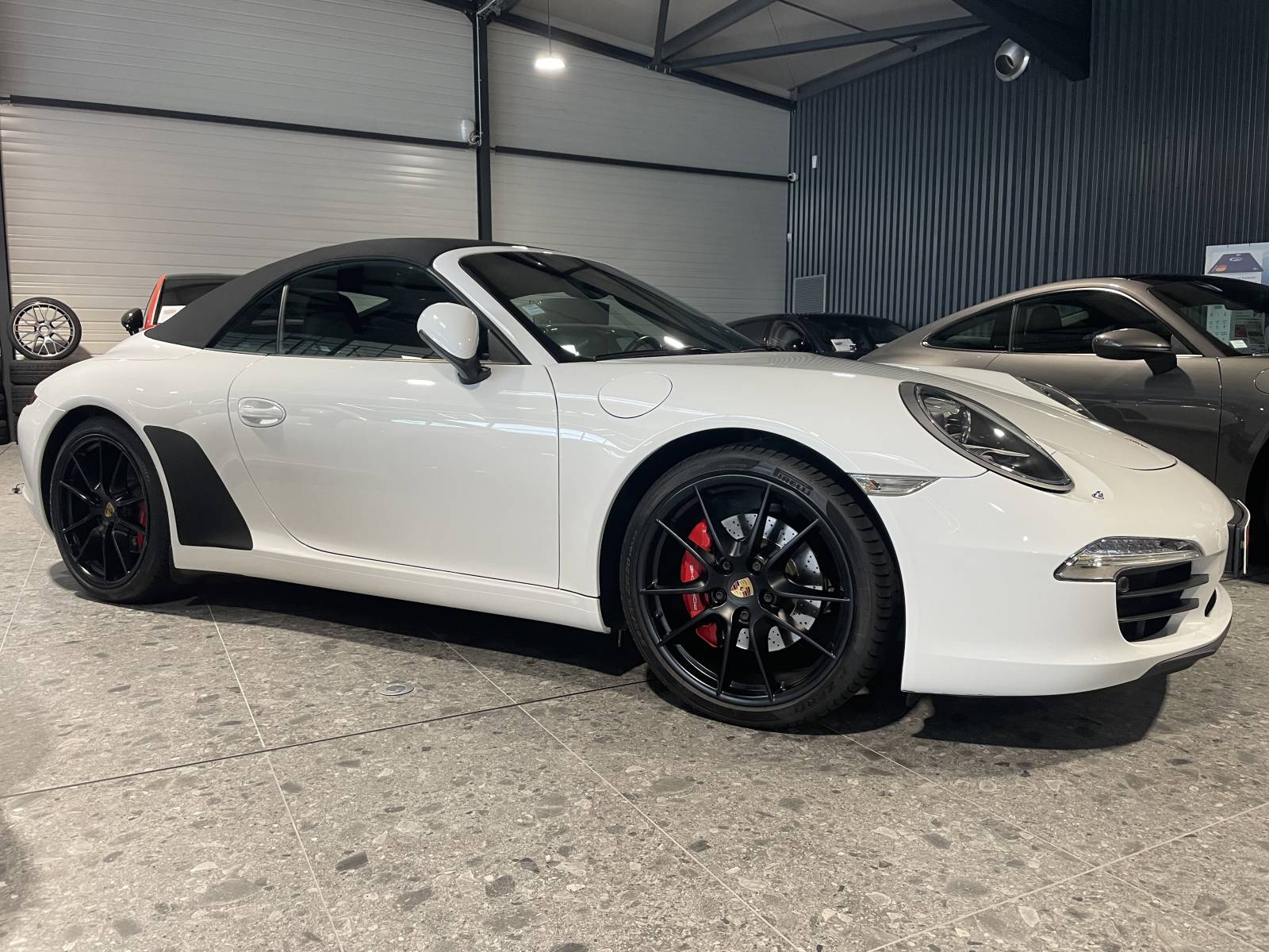 Occasion Porsche 991 Carrera S Cabriolet en parfait état à Nîmes.