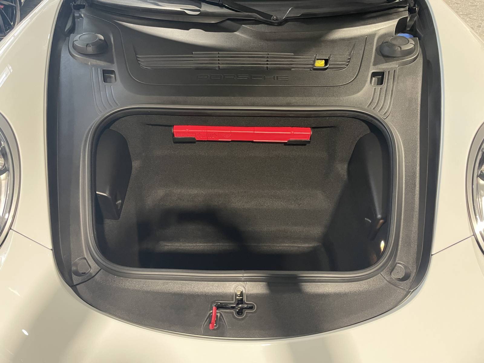 Nîmes, Gard : vente de Porsche 991 Carrera S Cabriolet, modèle 20XX. (Ajoutez l'année du modèle)