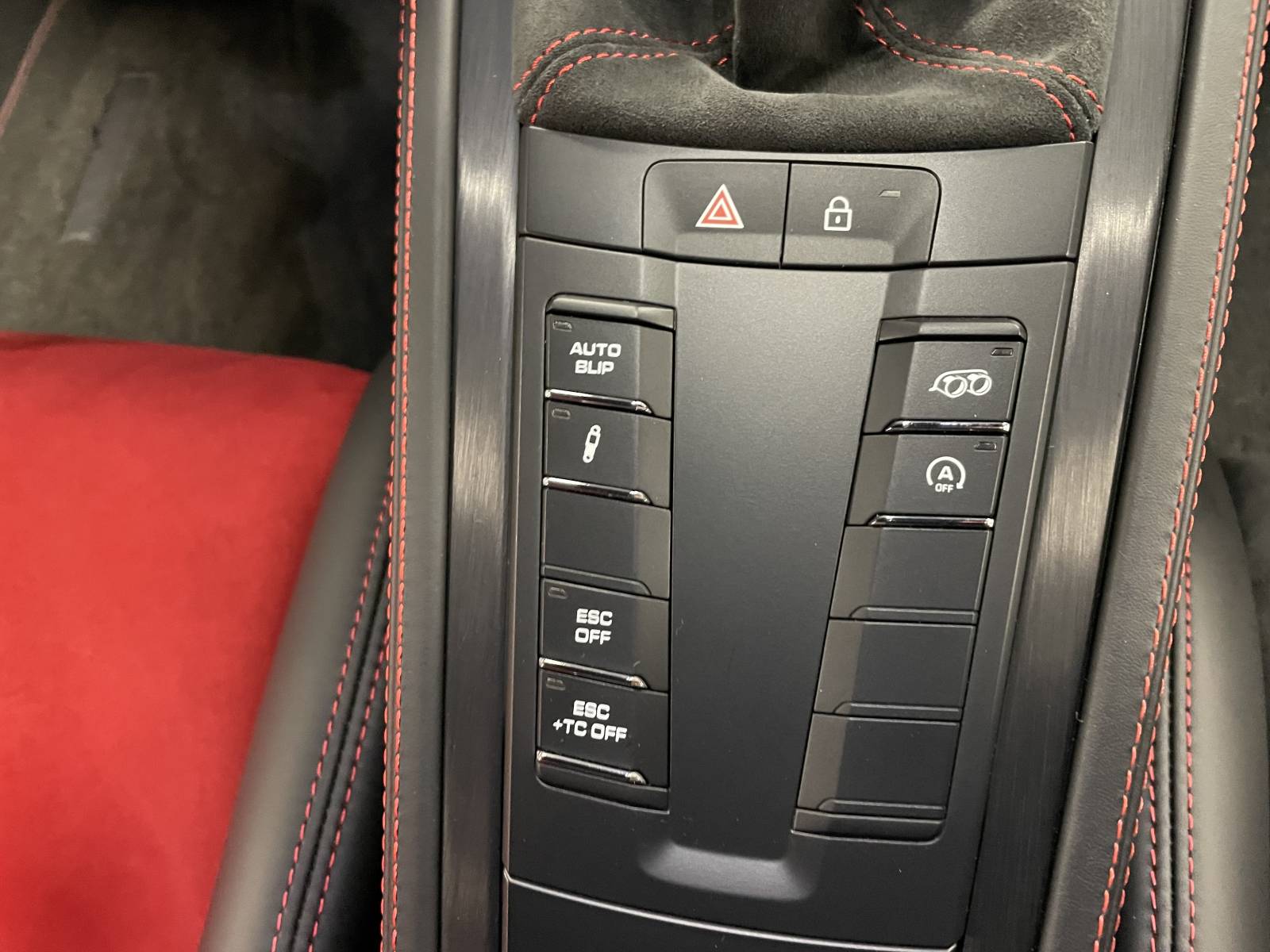 PORSCHE 718 CAYMAN GT4 SPORT CUP EDITION LIMITED