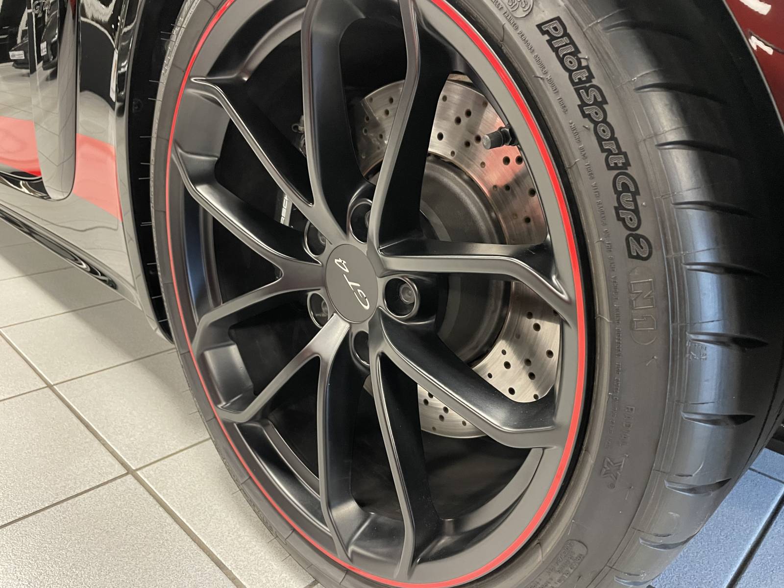 PORSCHE 718 CAYMAN GT4 SPORT CUP EDITION LIMITED