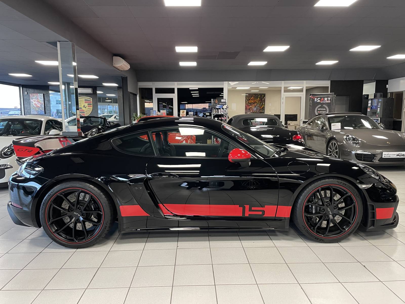 PORSCHE 718 CAYMAN GT4 SPORT CUP EDITION LIMITED