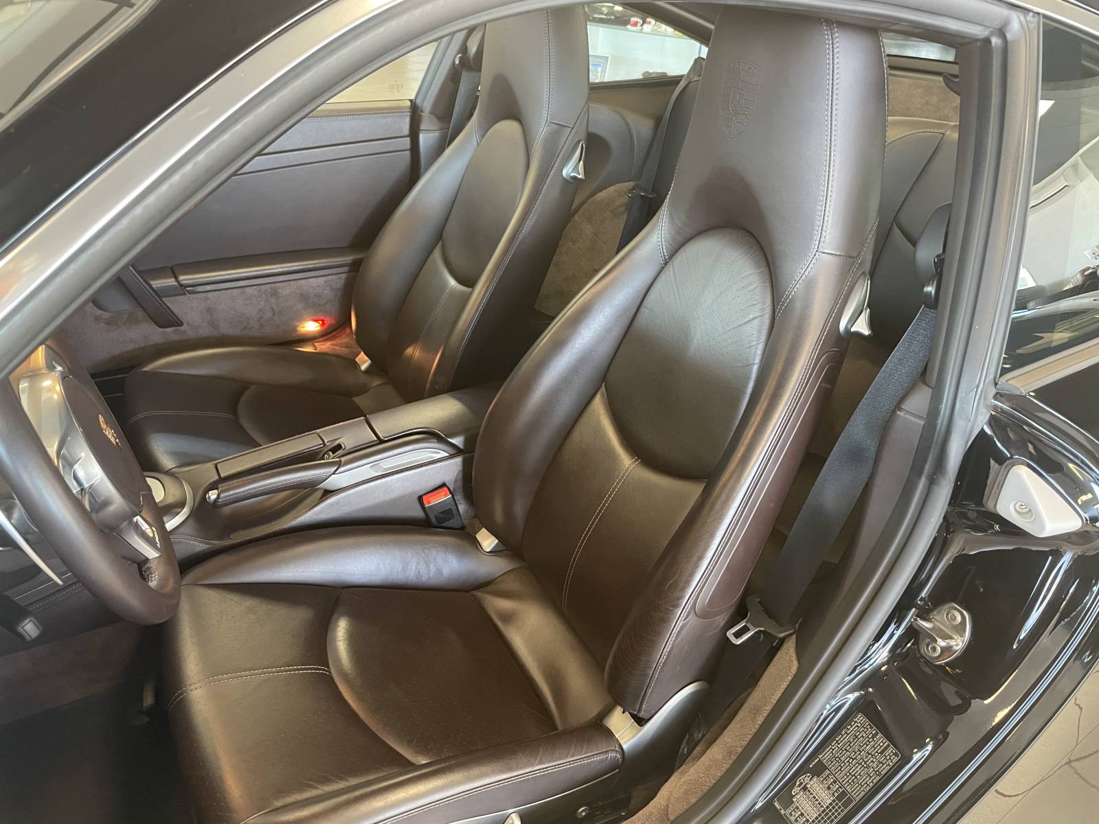 Plus qu'une voiture, une légende : Porsche 997 Targa 4S - Nîmes