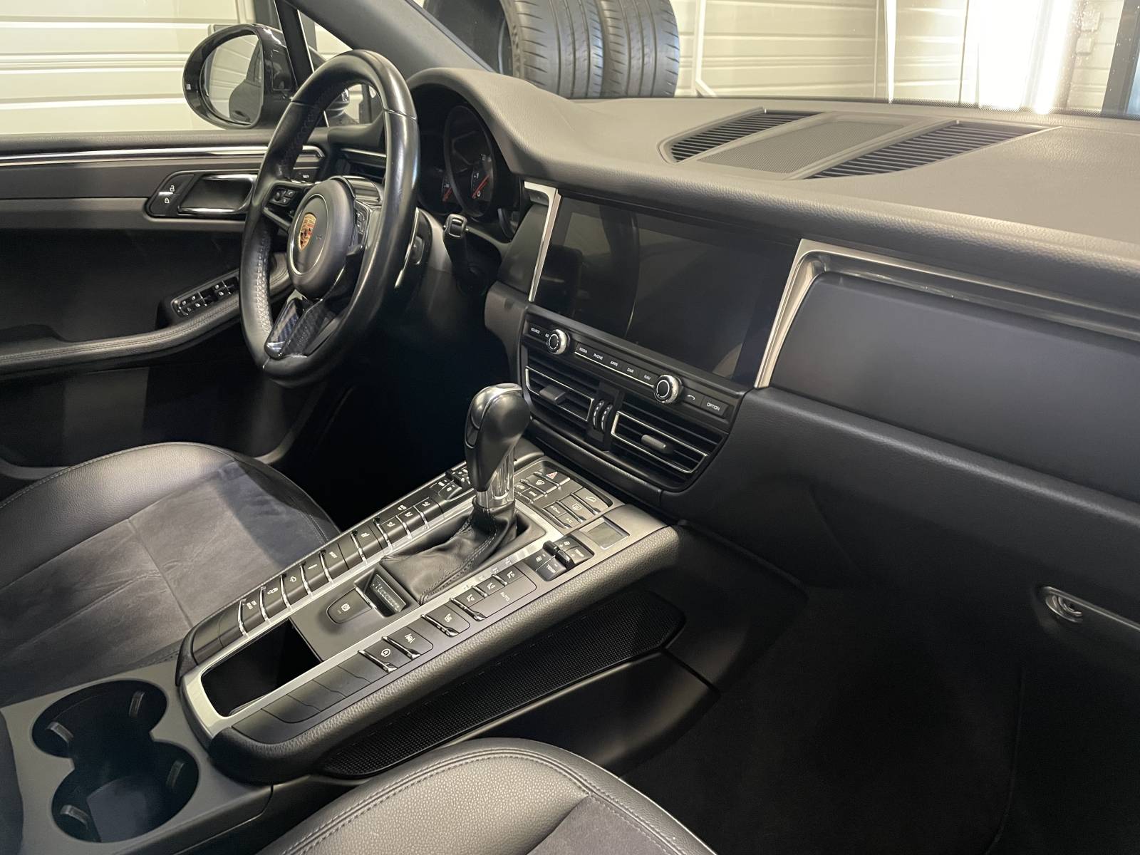 Porsche Macan (2) d'occasion à la vente à Nîmes dans le Gard