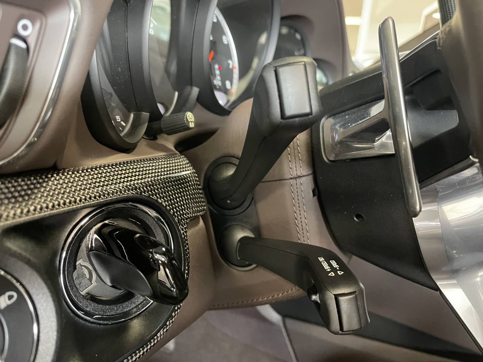 PORSCHE 911 TURBO S 991