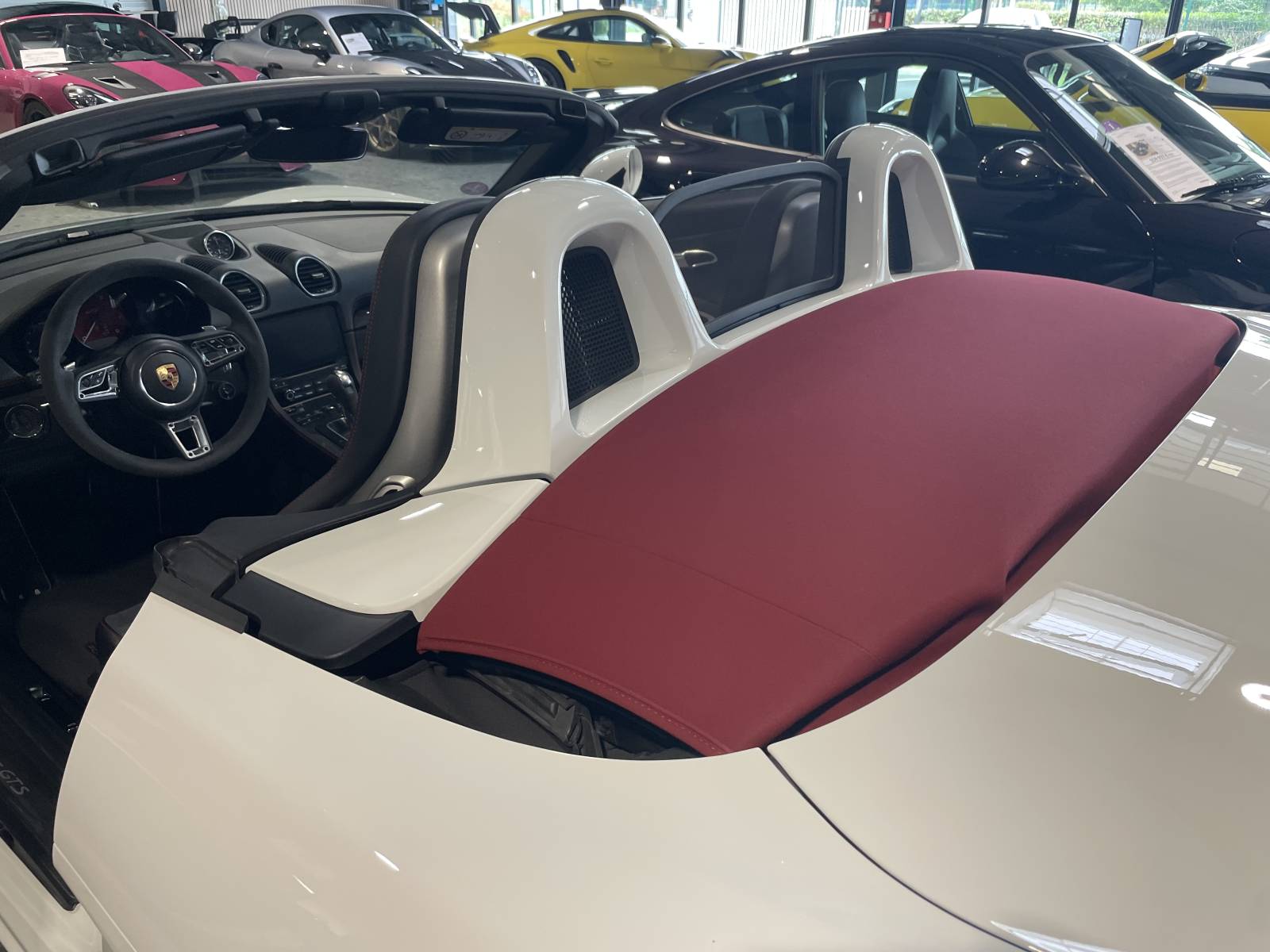 Annonce occasion 718 Boxster GTS : le plaisir Porsche accessible à Nîmes.