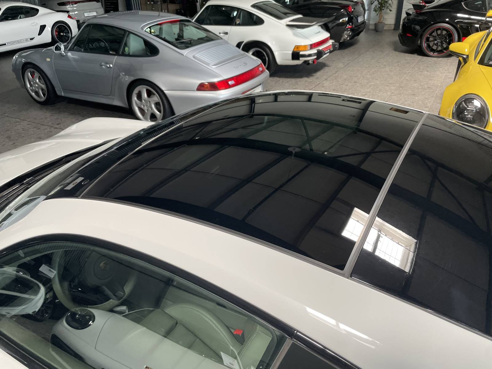 Porsche Carrera 4S 992 d’occasion à ne pas manquer dans le Gard