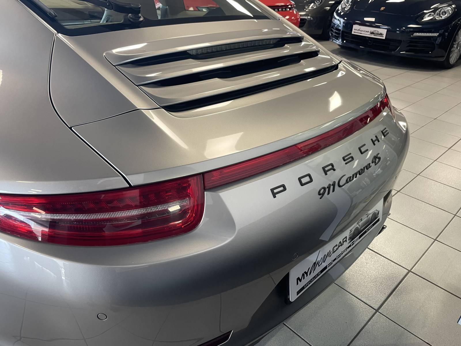 Porsche  991 3.8 400 Carrera 4S PDK tout proche de Uzès dans le Gard