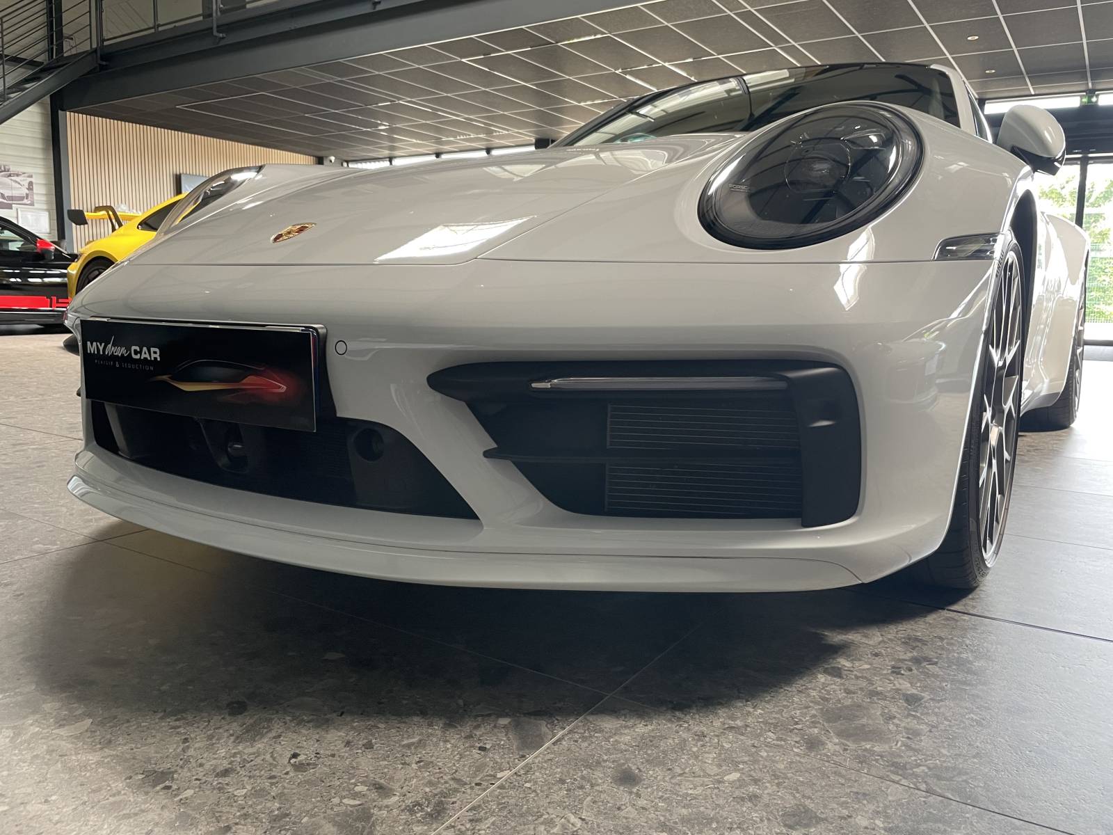 Porsche Carrera 4S 992 – véhicule d’occasion dans le Gard