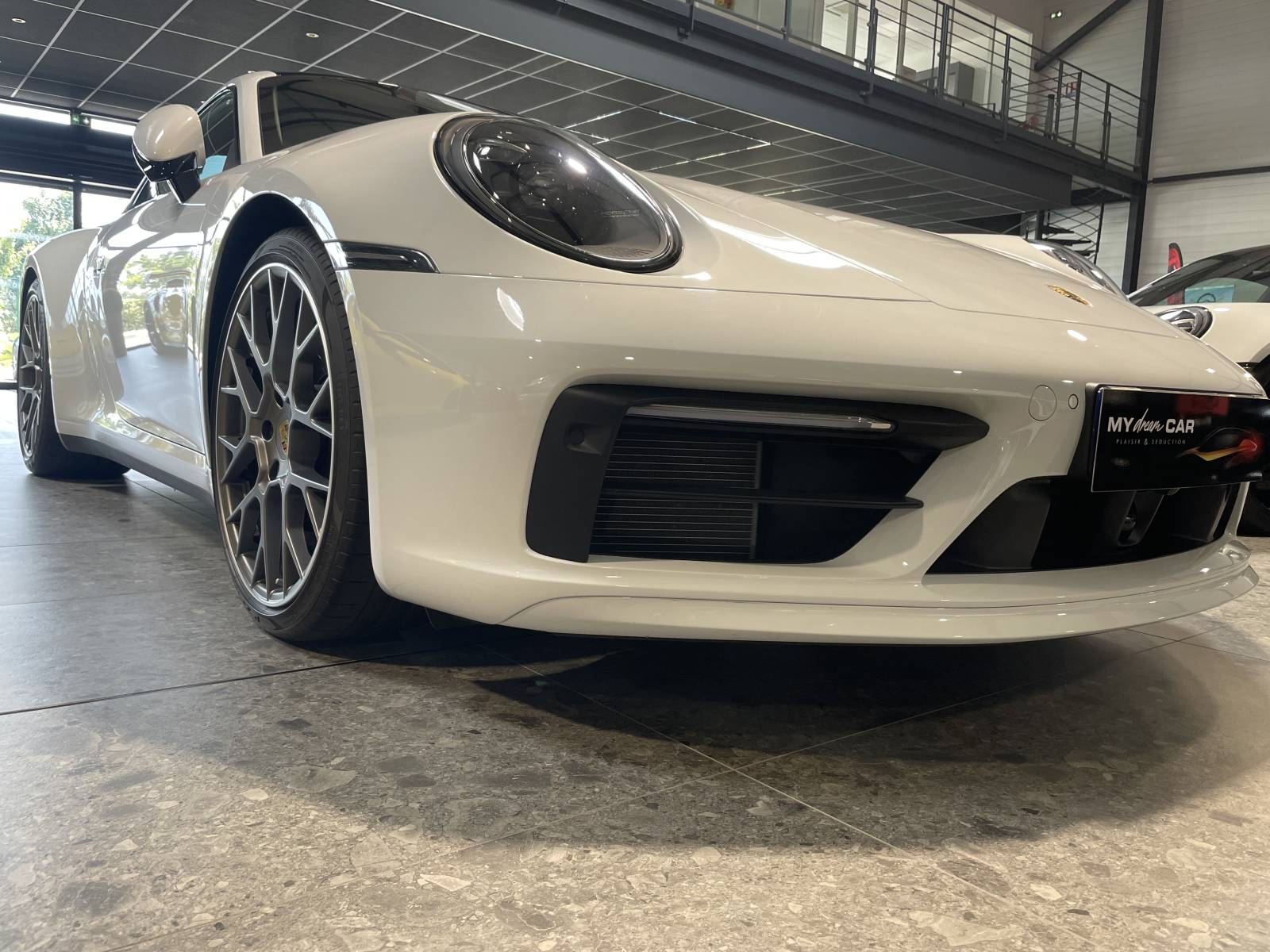 Exclusivité à Nîmes : Porsche Carrera 4S PDK8 d’occasion