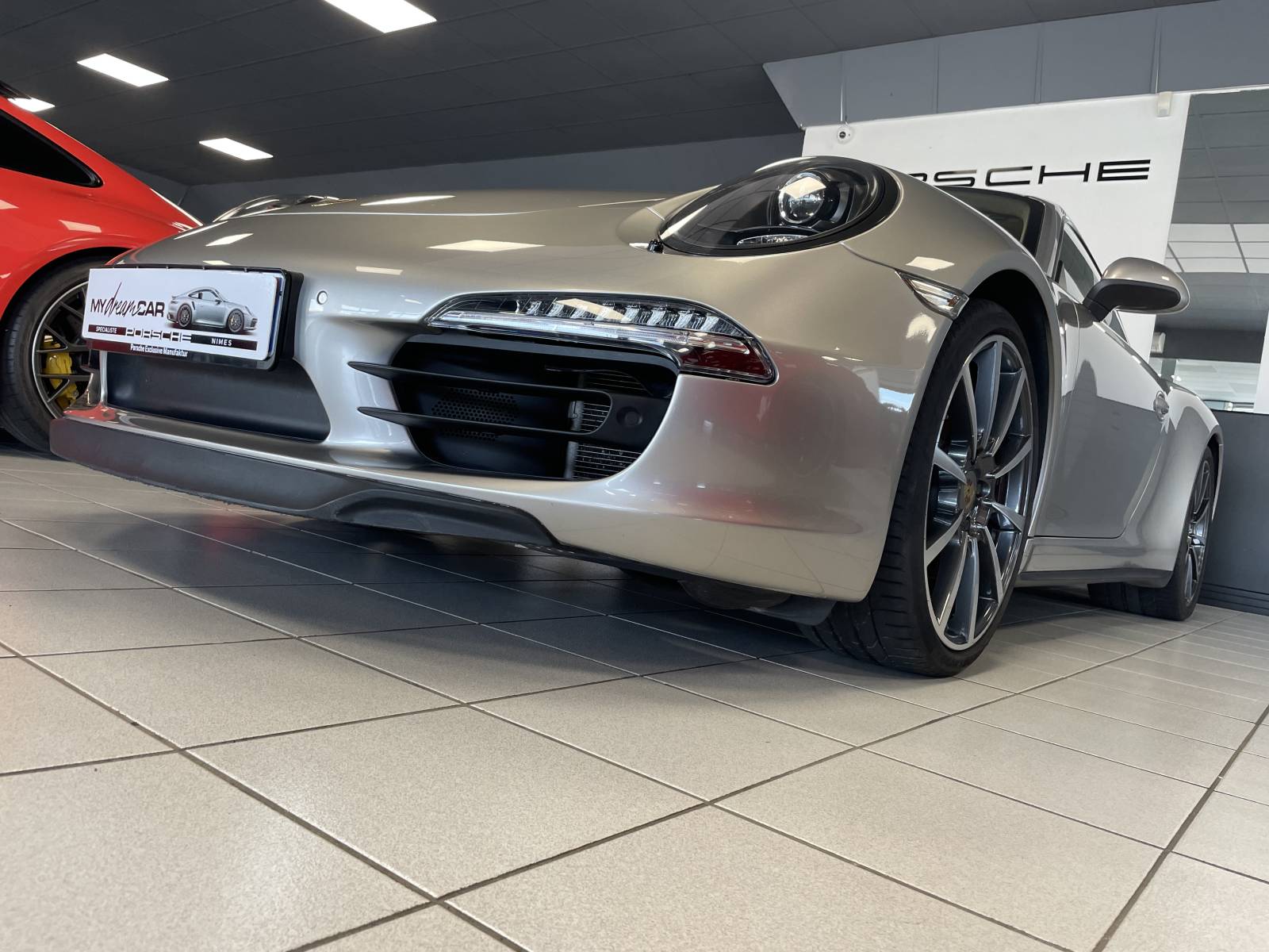 Porsche  991 3.8 400 Carrera 4S PDK tout proche de Uzès dans le Gard