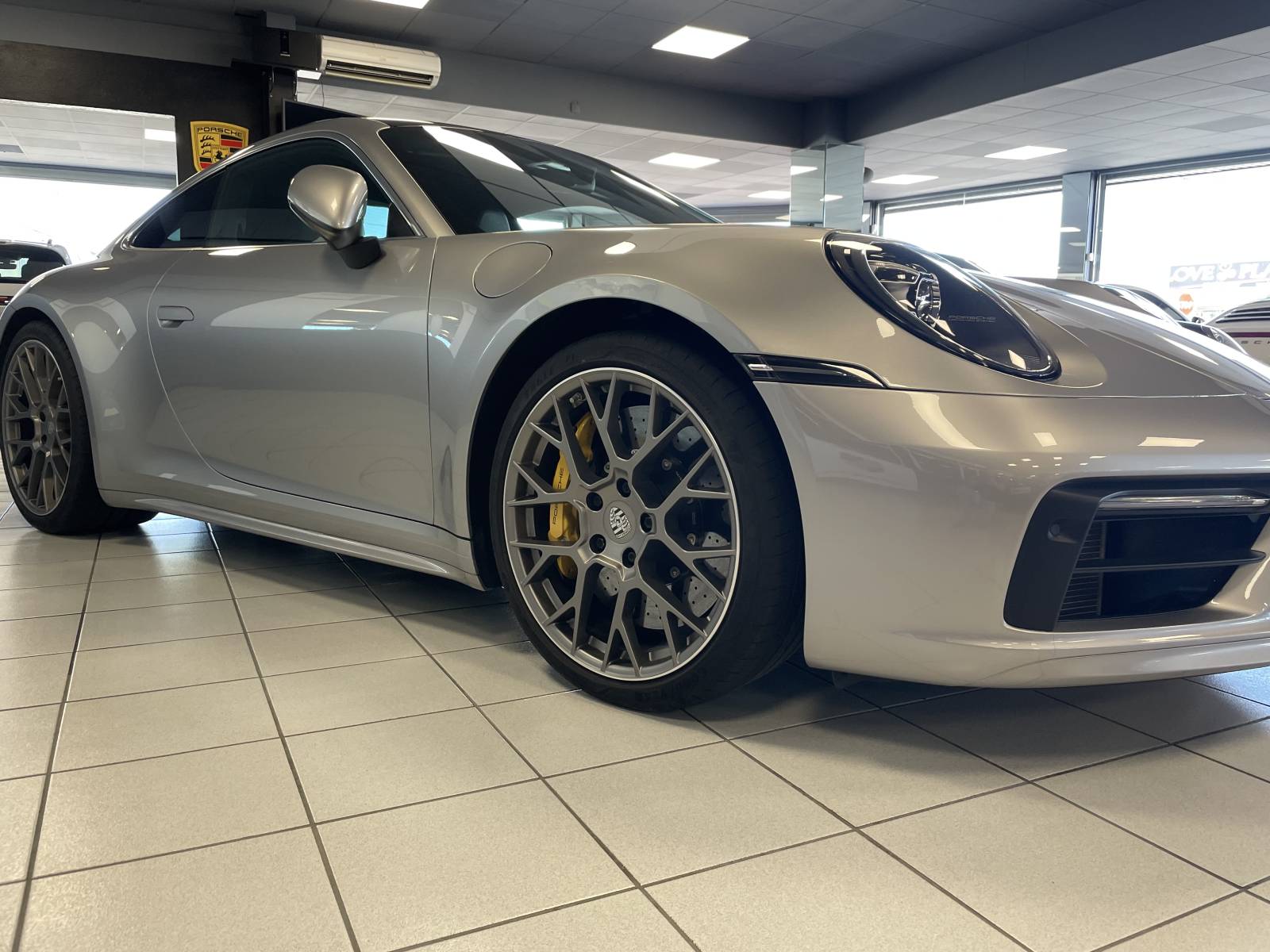PORSCHE 992 COUPE CARRERA 4S PDK