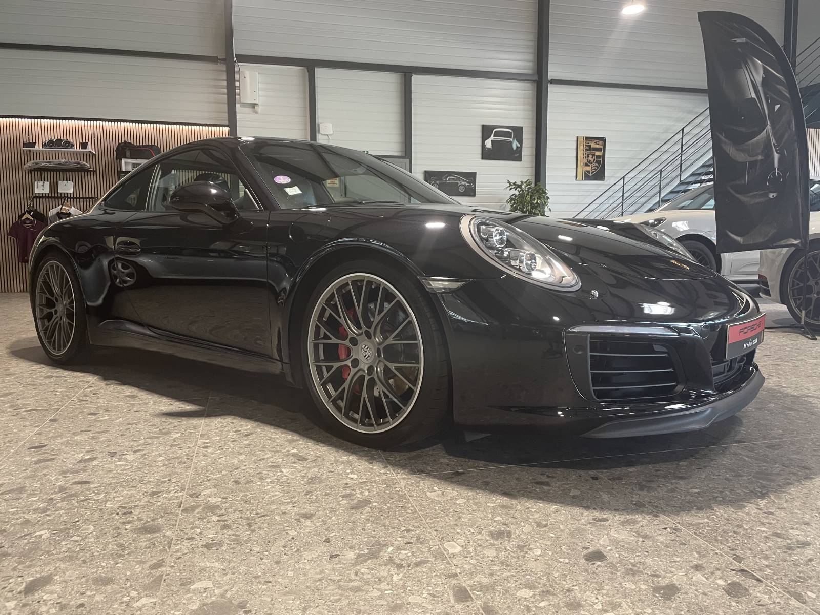 Découvrez la puissance de la 991.2 Carrera S, une occasion rare dans le Sud.