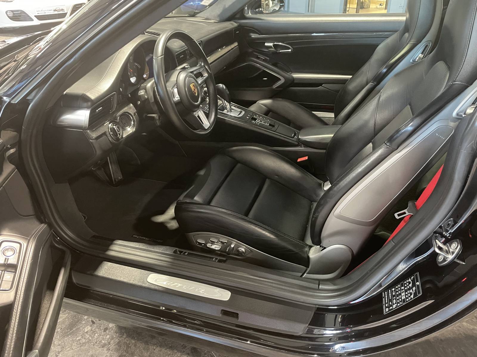 Porsche 991 Carrera S Phase 2 : Le choix parfait pour une occasion de prestige à Montpellier.