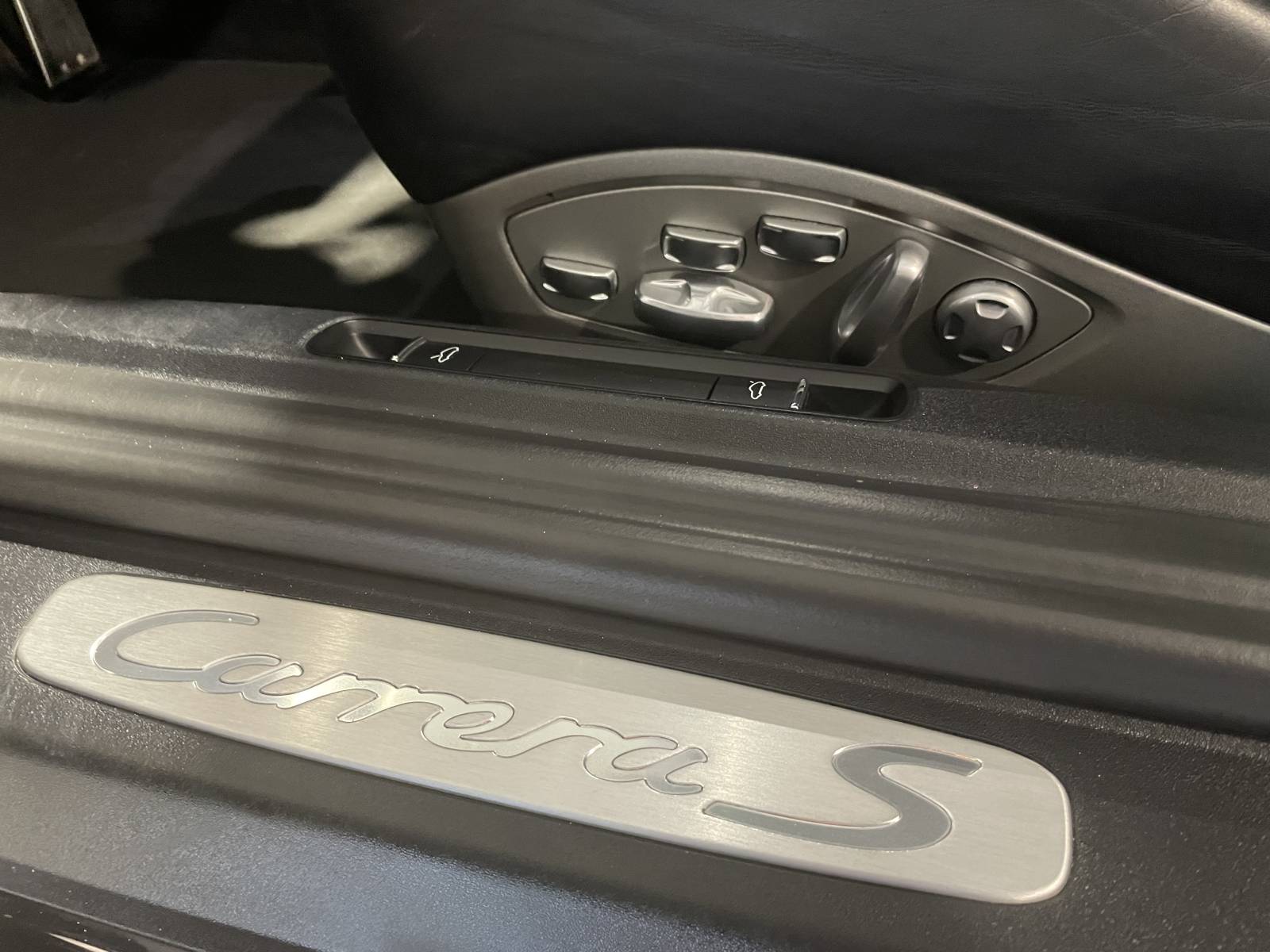 La sportivité réinventée : Cette 991.2 Carrera S occasion attend son nouveau propriétaire.