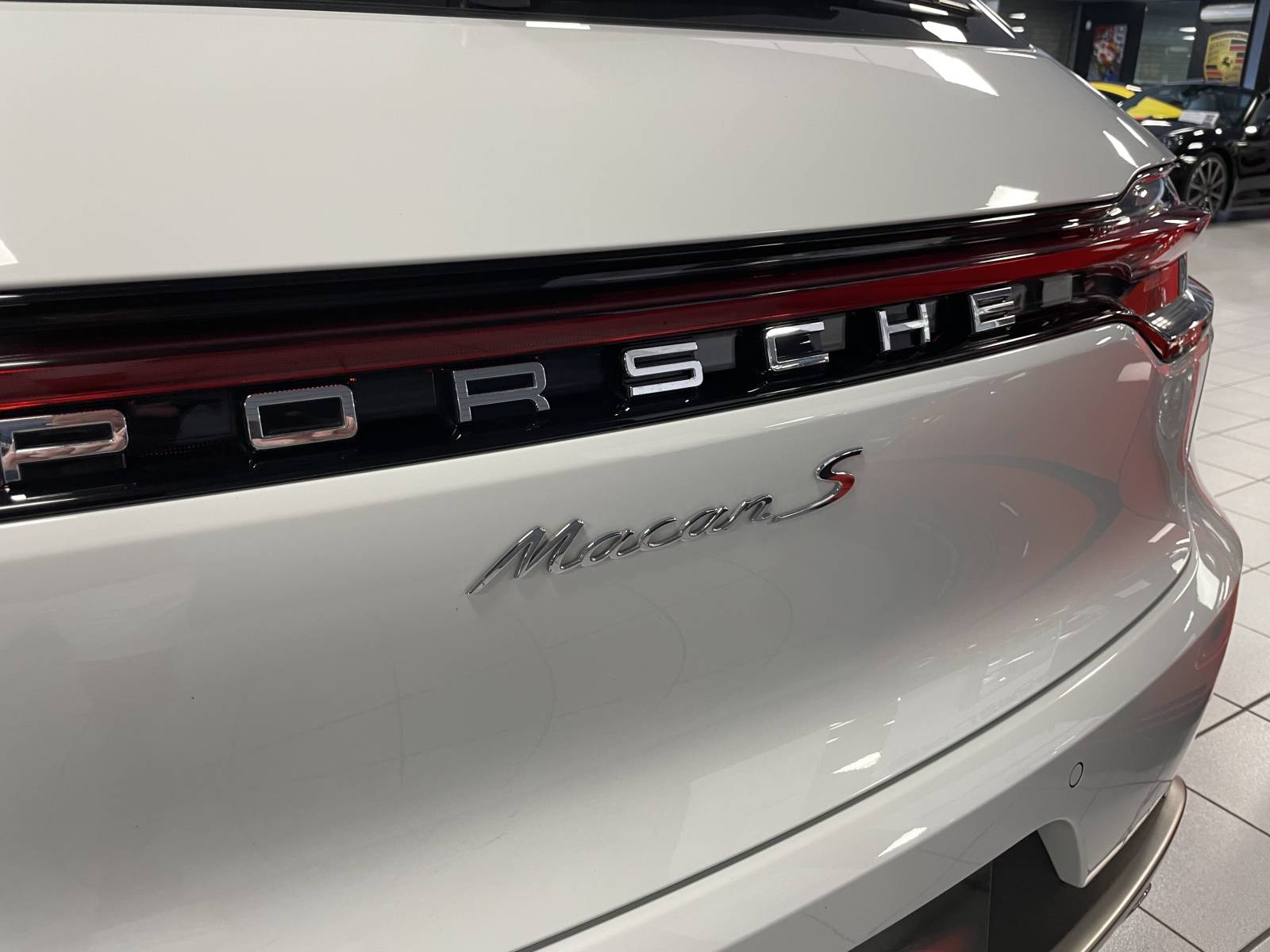 Porsche Macan S d'occasion : l'excellence allemande à Nîmes