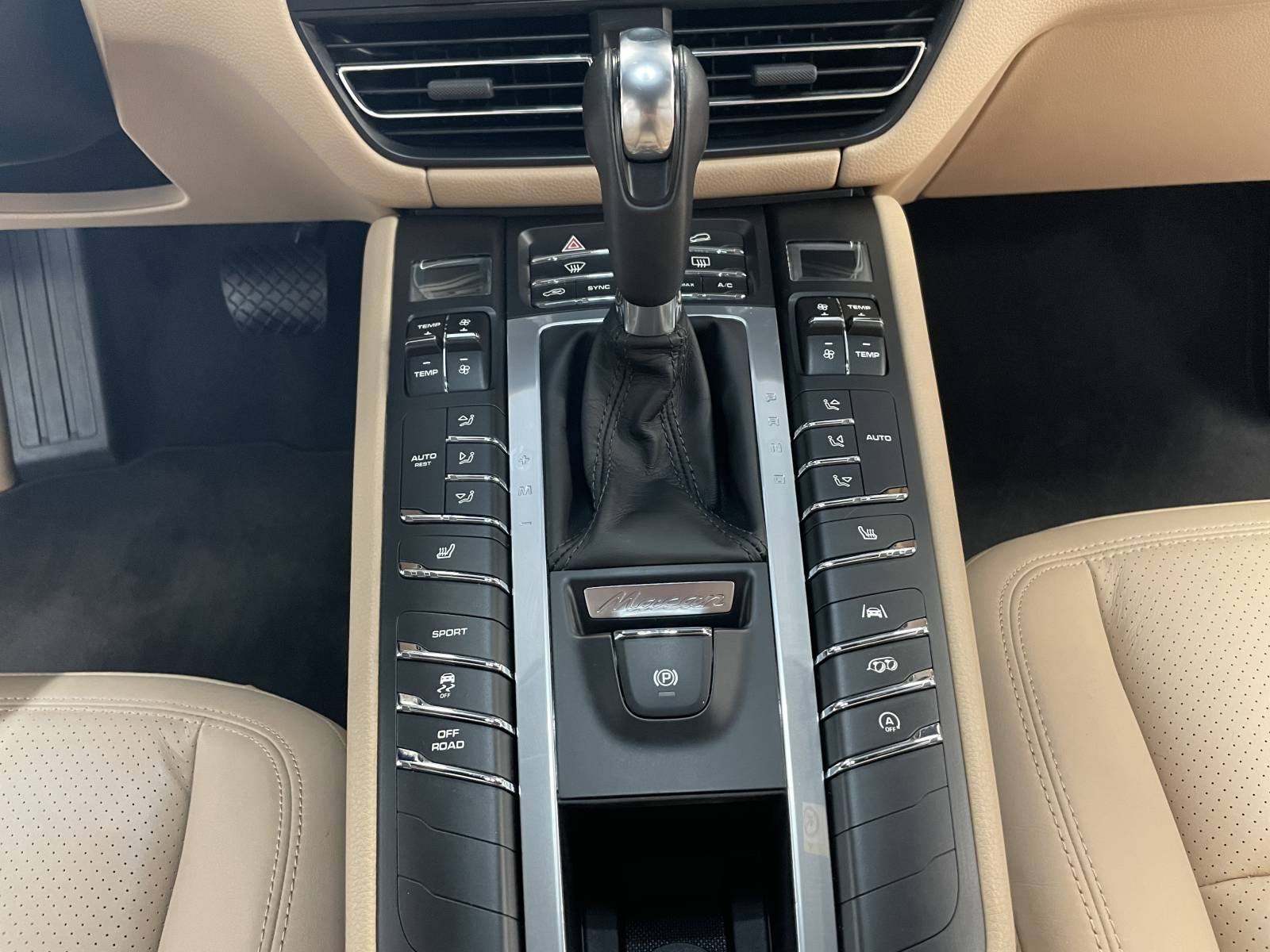 Ne manquez pas nos offres Porsche Macan S d'occasion à Nîmes