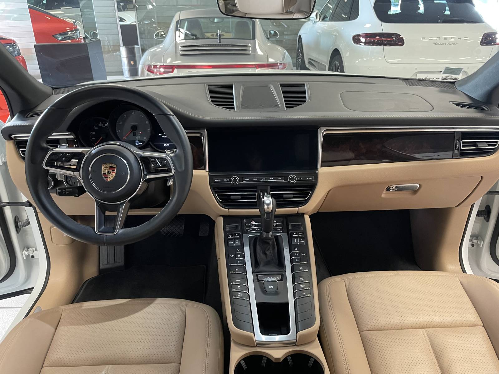  Trouvez le Porsche Macan S d'occasion de vos rêves à Nîmes