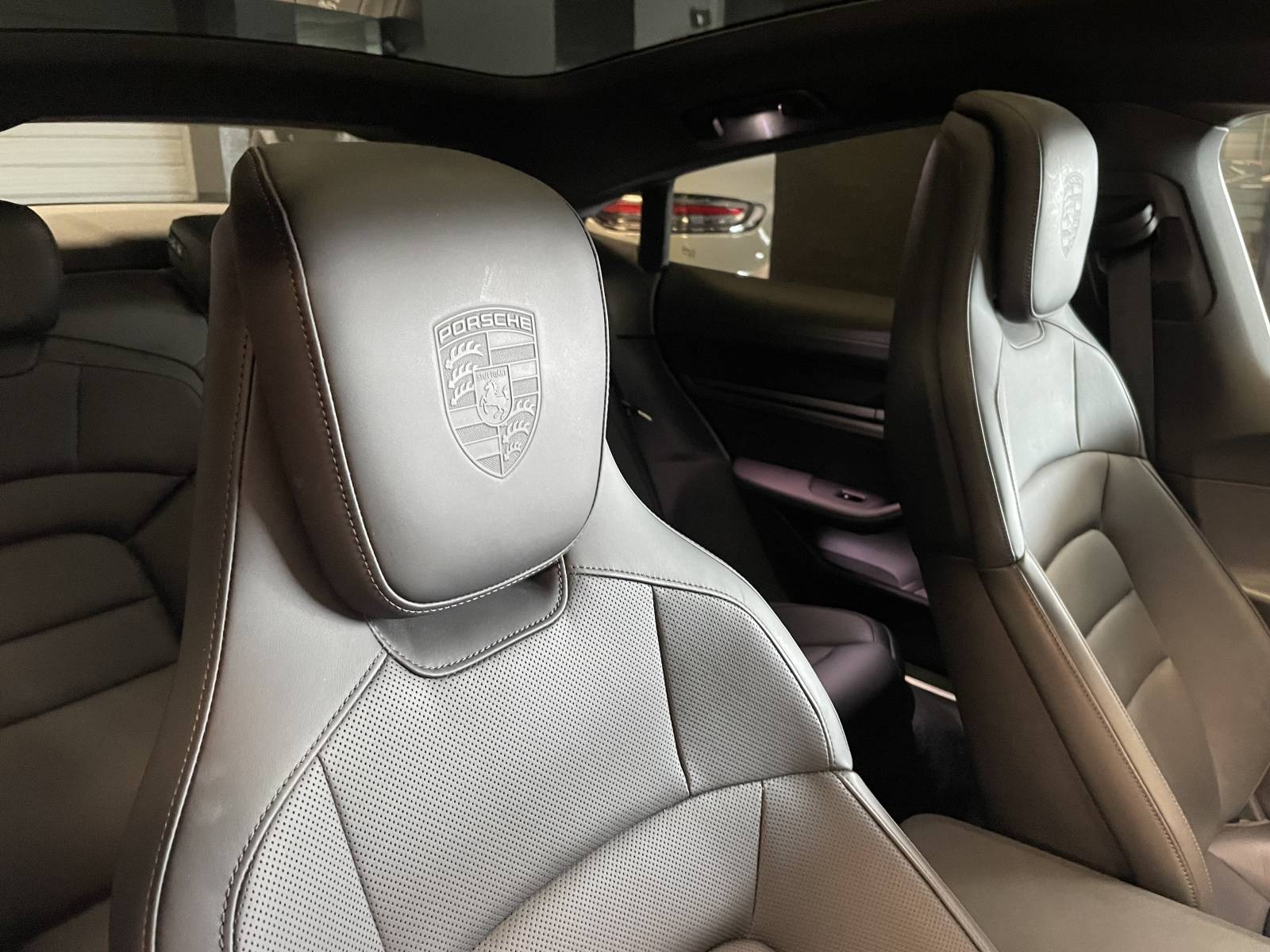 Porsche Taycan I 4S Batterie performance Plus 5PL à vendre tout près du Vaucluse