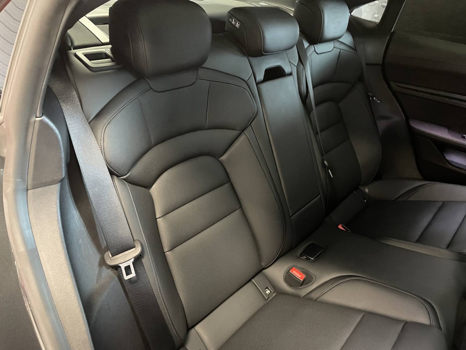 Porsche Taycan I 4S Batterie performance Plus 5PL à vendre tout près du Vaucluse