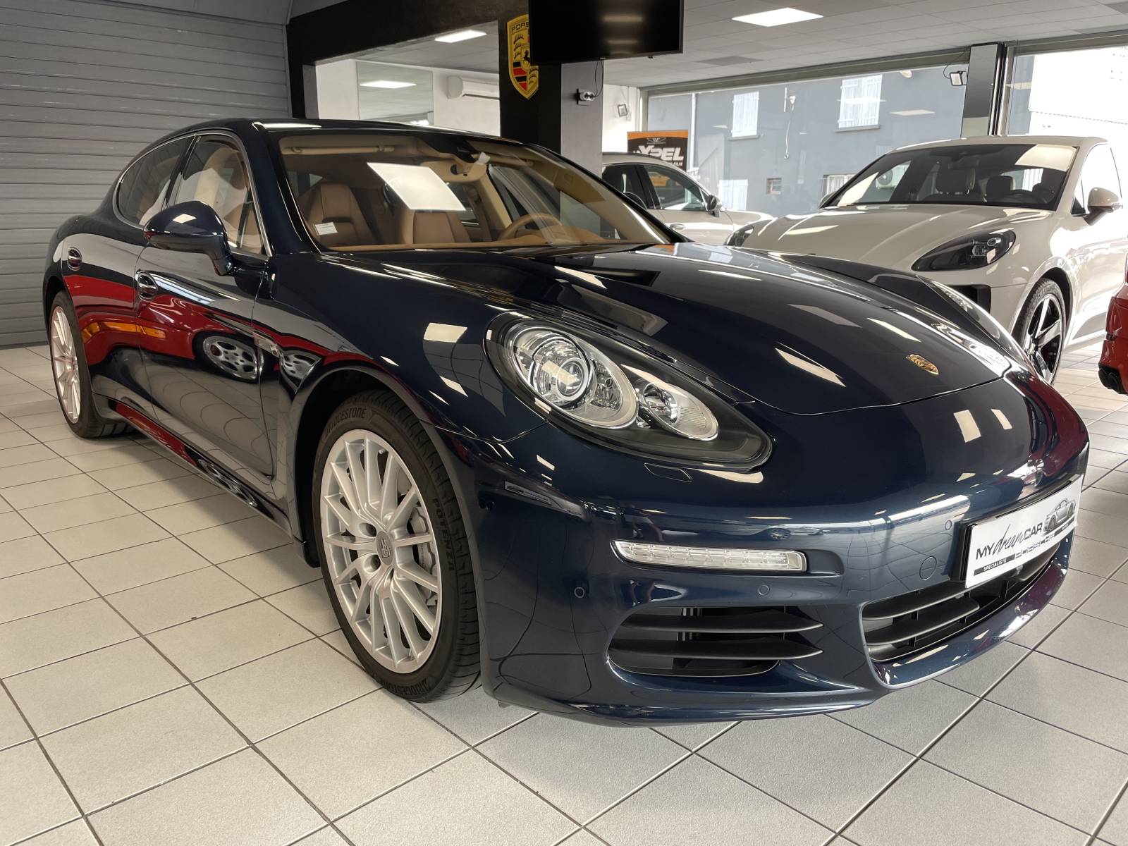 Porsche  Panamera  (2) 3.0 V8 420 à la vente à Nîmes dans le Gard