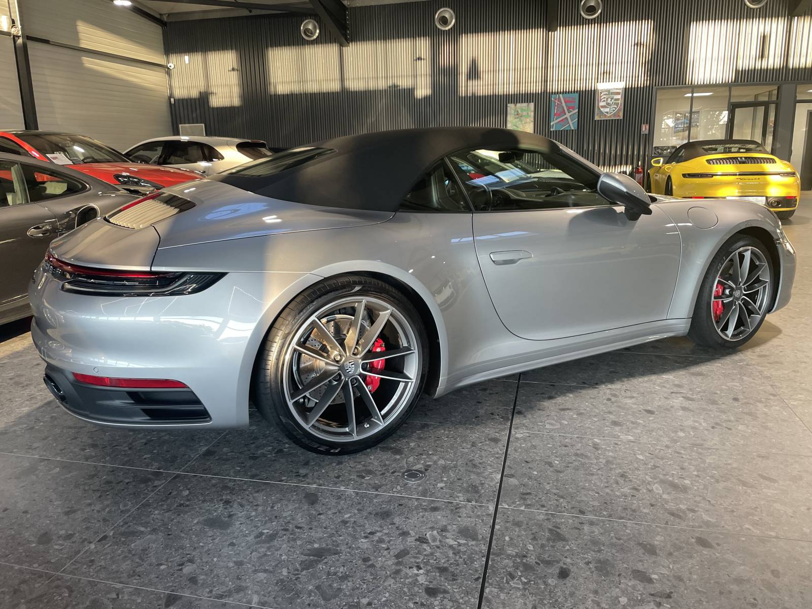 MY DREAM CAR : La 992 Carrera 4S Cabriolet idéale pour les routes du Gard.